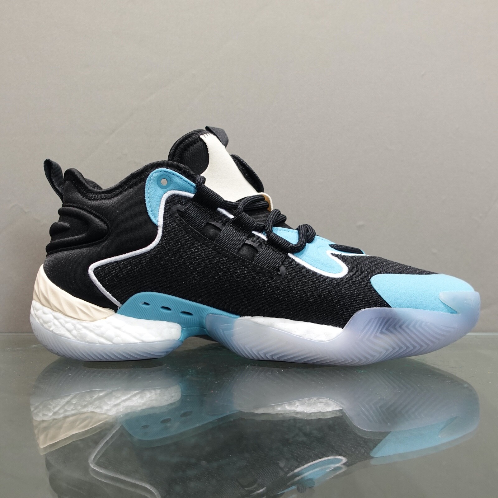 Adidas BYW Select Men’s Size 7 Sneaker Basketball Shoe #949