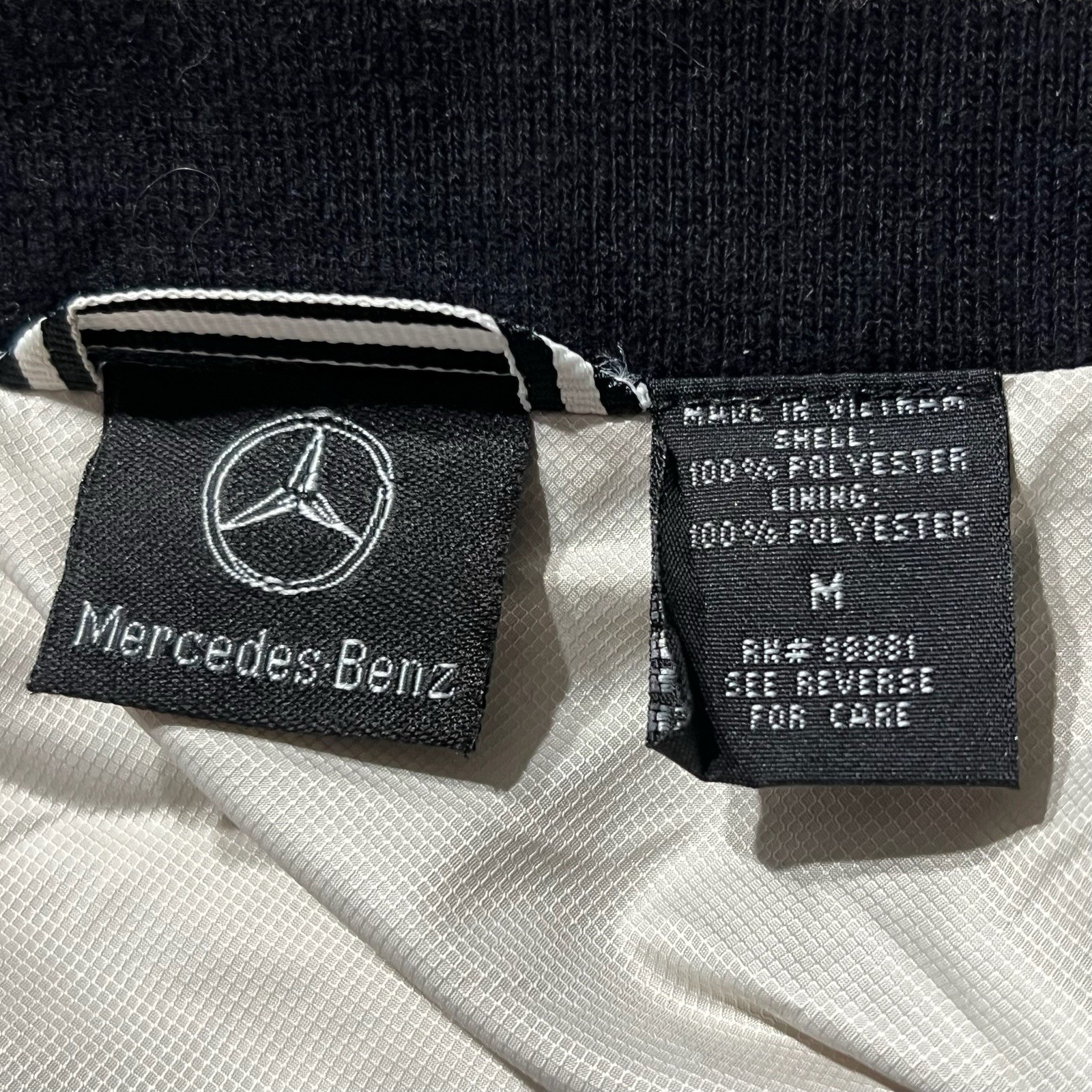 Vintage Mercedes-Benz Windbreaker Size Medium Ivory 1/4 Zip Pullover Jacket R1