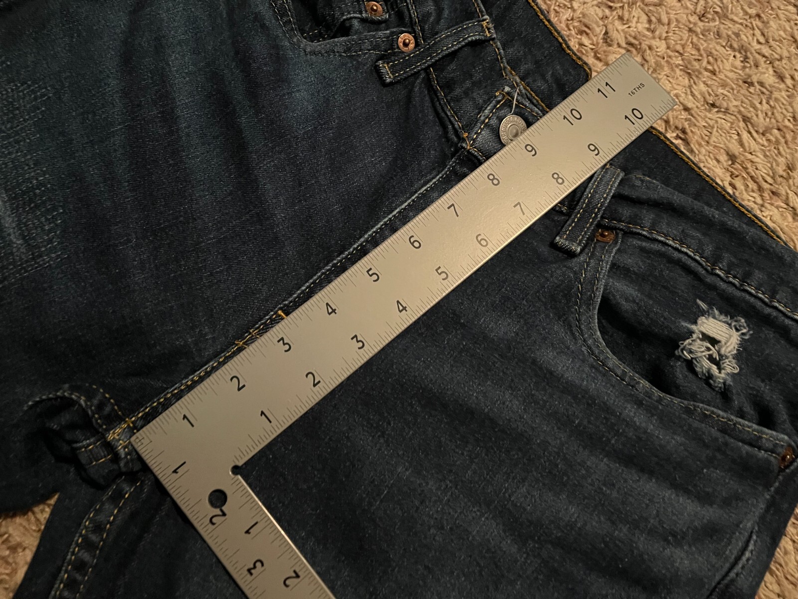 EUC Levi’s 511 Slim Tapered Leg Jeans Mens tag=31×30 (MEASURED 30×28.5) (9327)