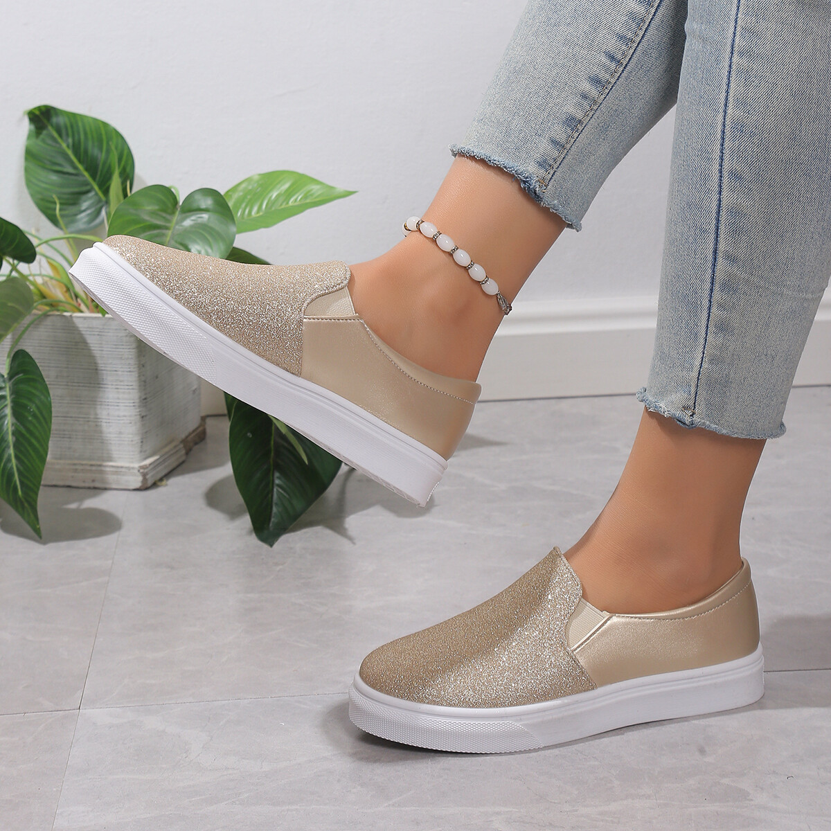 Women’s Slip on Shoes Loafer Flats Sneakers Memory Foam Casual Comfort Glitter C