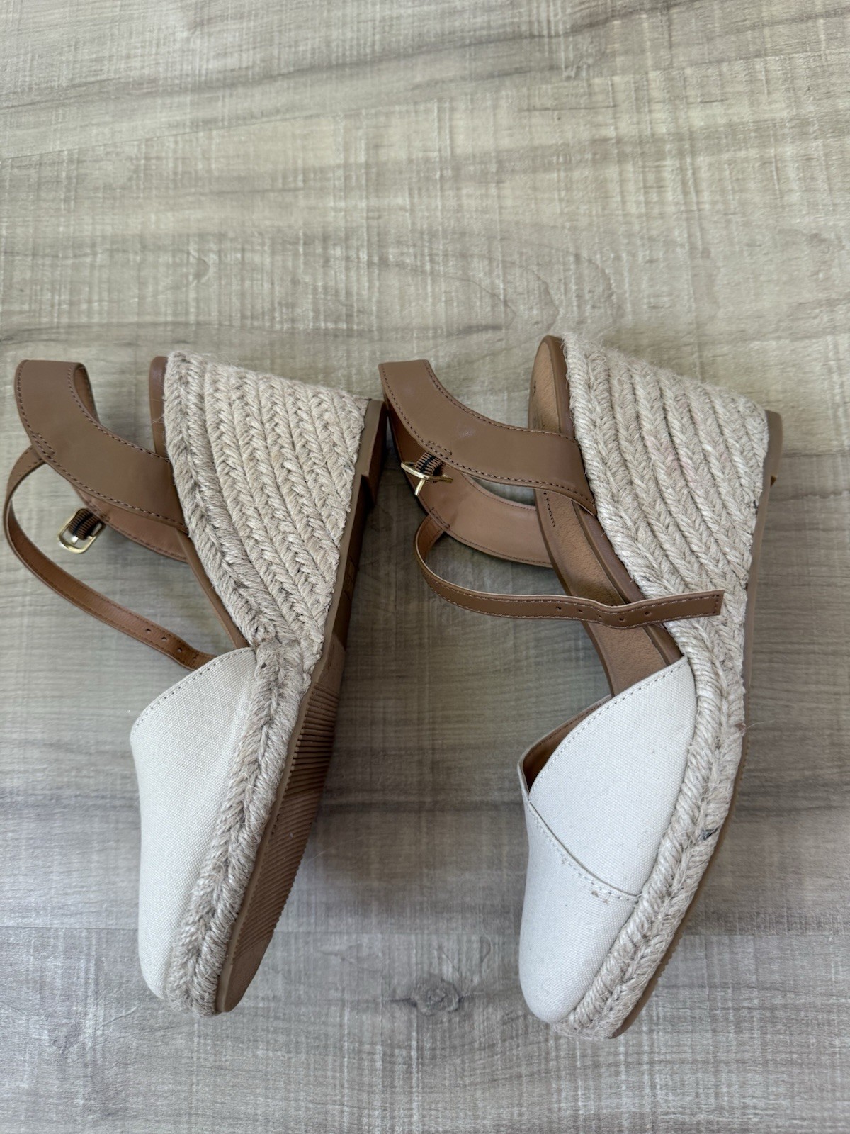 Time and Tru Women’s Canvas Espadrille Wedge Memory Foam Ankle Strap 8.5