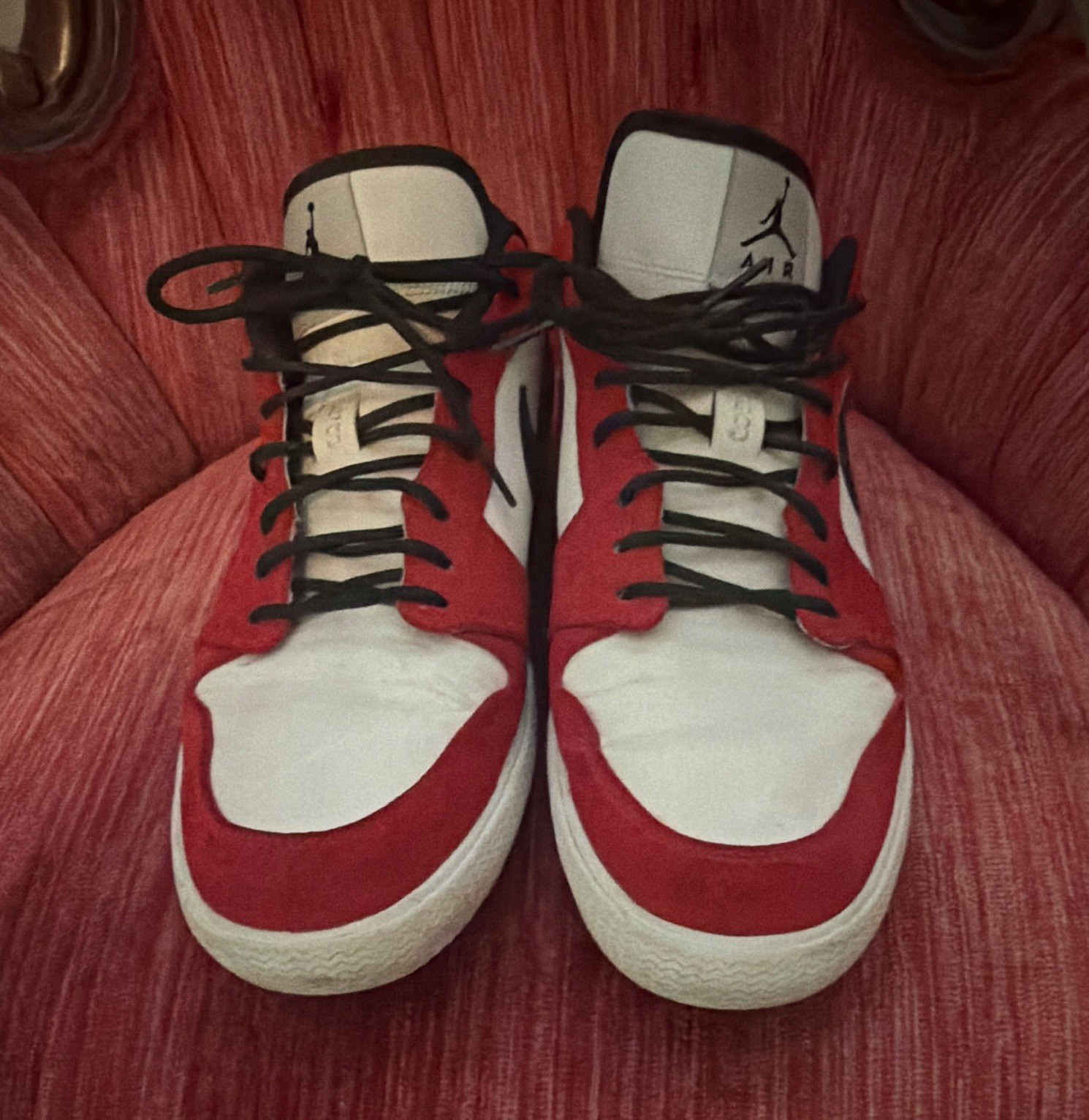 Nike Air Jordan 1 Men’s Low Top Lace-Up Sneakers Colorblock Red/White/Black