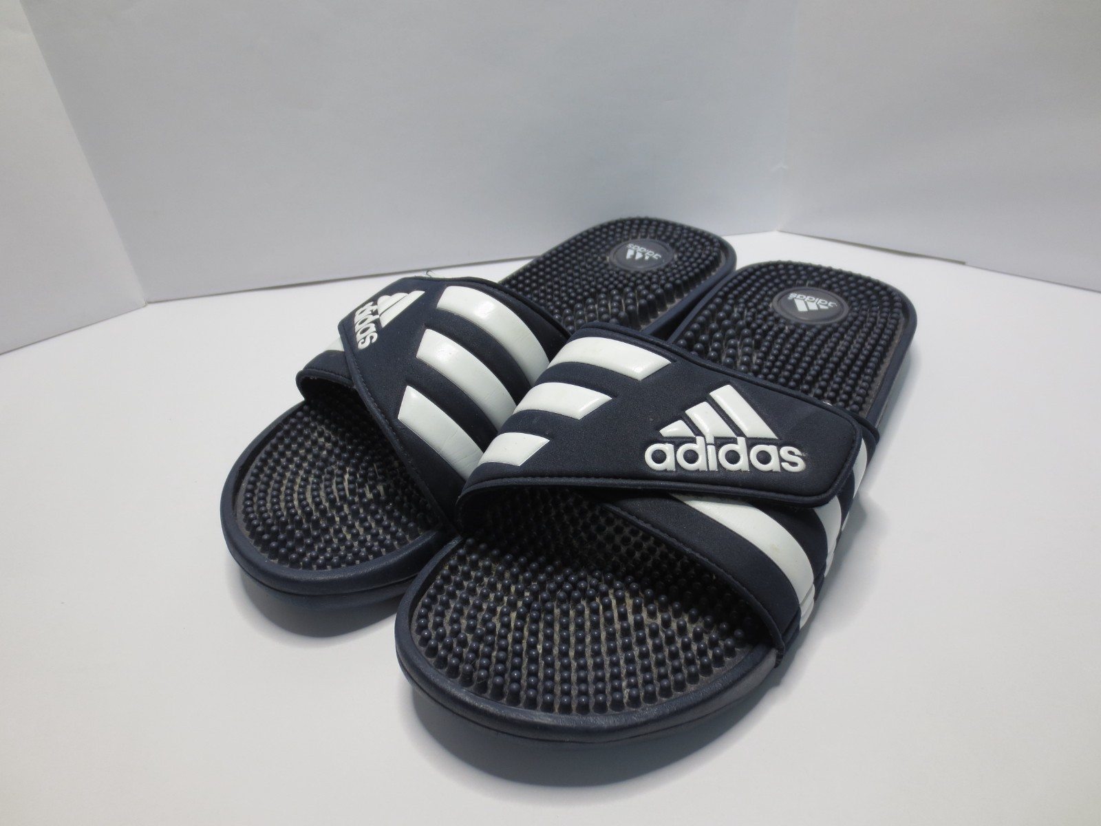 Adidas Adissage Slides – Navy/White – Men’s size 11 – Good Used Condition