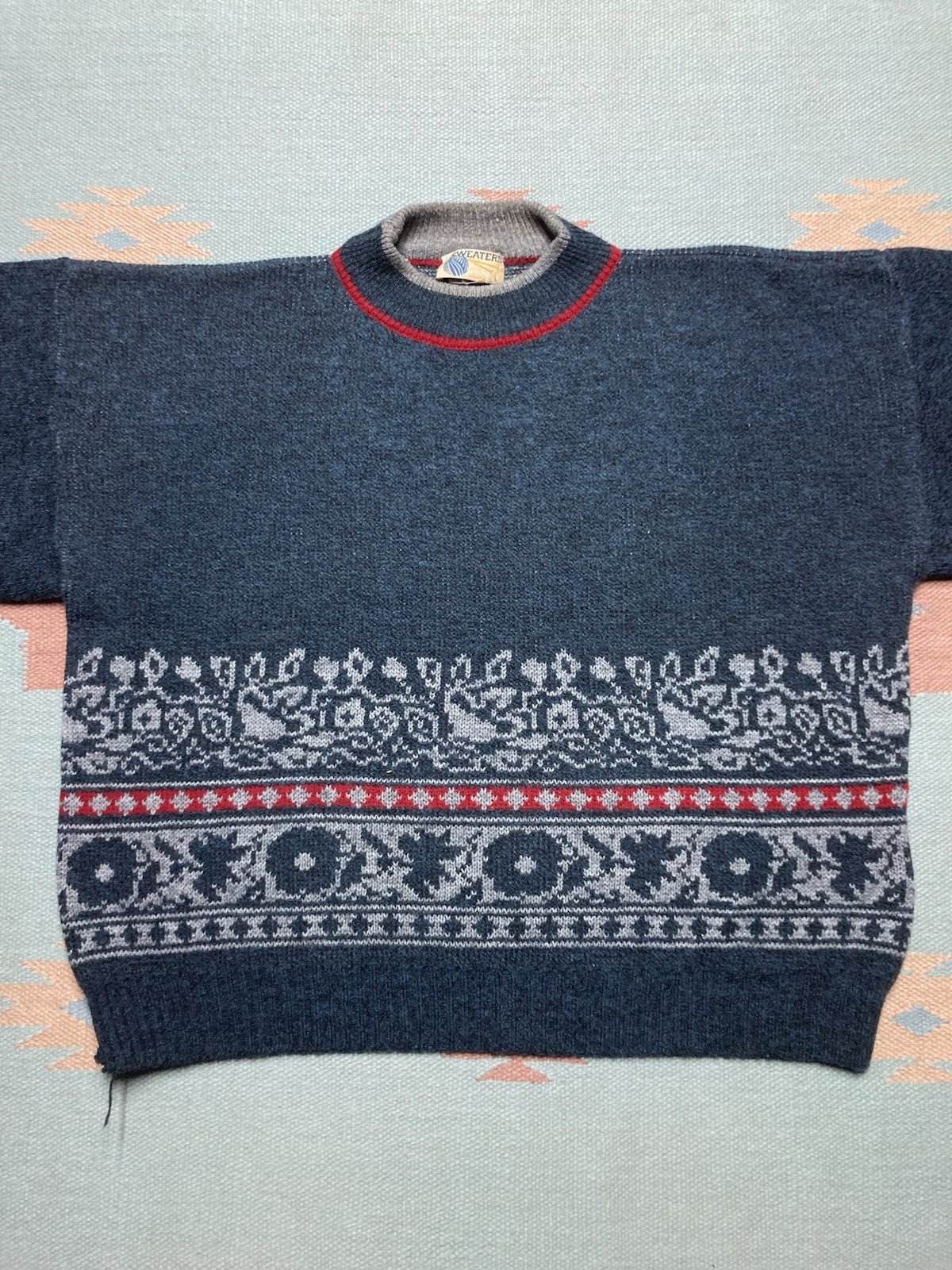 Vintage knit sweater acrylic wool blend Italy fair isle abstract floral large