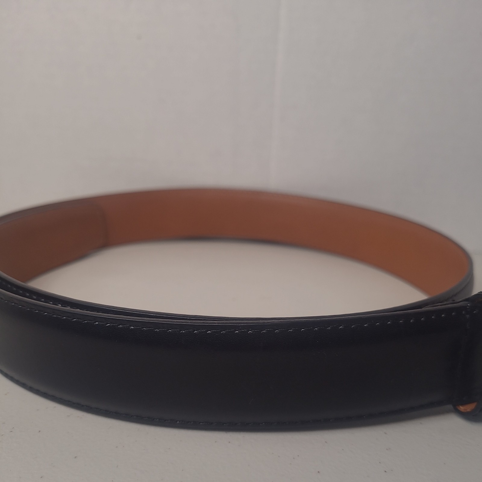 magnanni leather belt made in Spain 36 inch. 1121