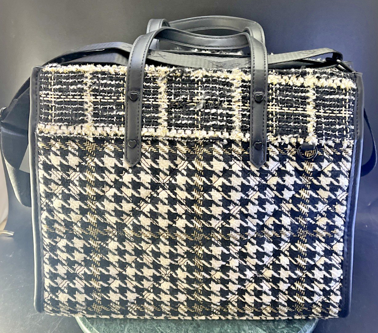 BETSEY JOHNSON Quilted Houndstooth Tweed Tote Purse Bag Crossbody XO BECCA