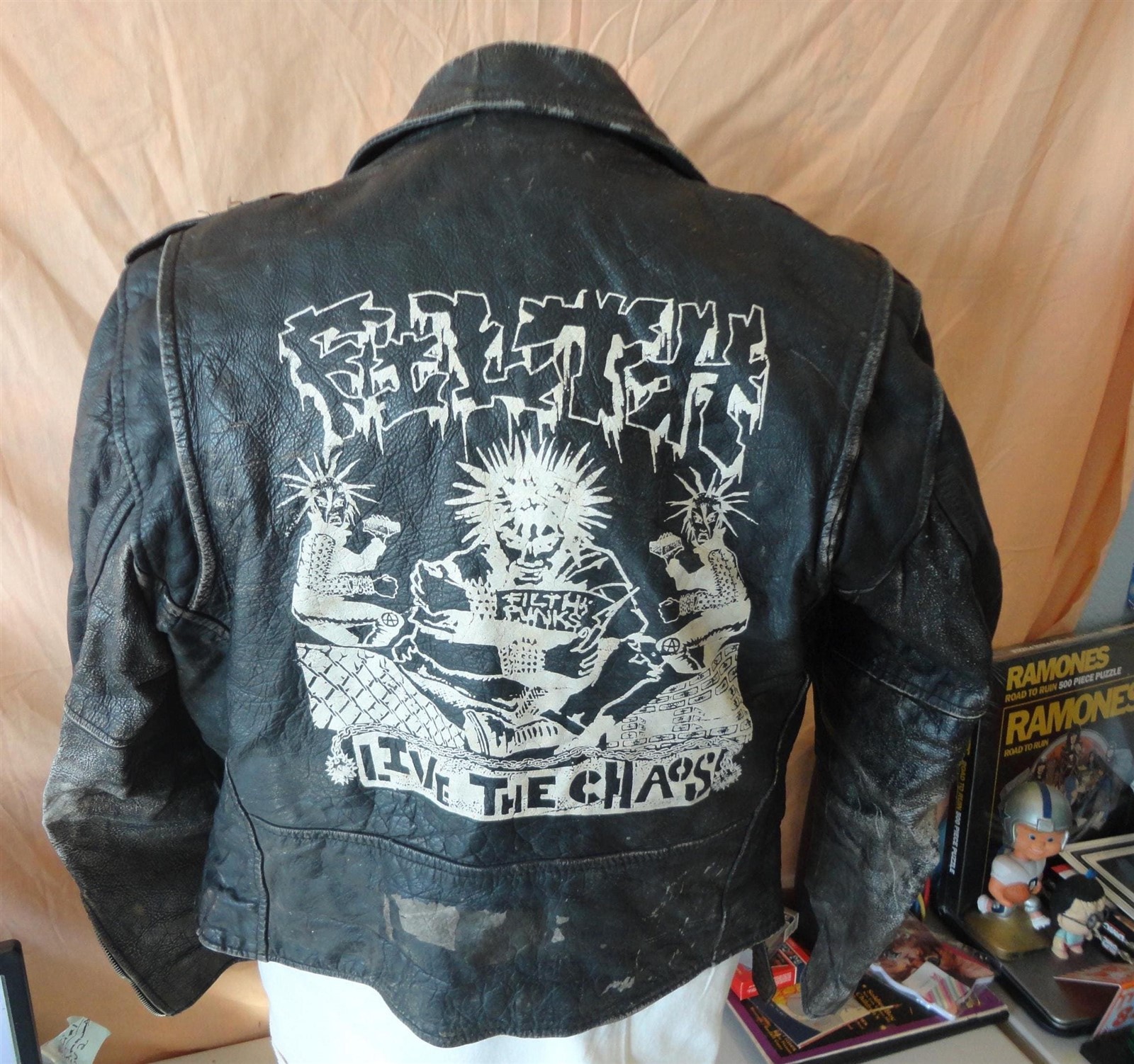 Vtg FILTH Live The Chaos Punks Umr Motorcycle Biker Punk Rock Leather Jacket M