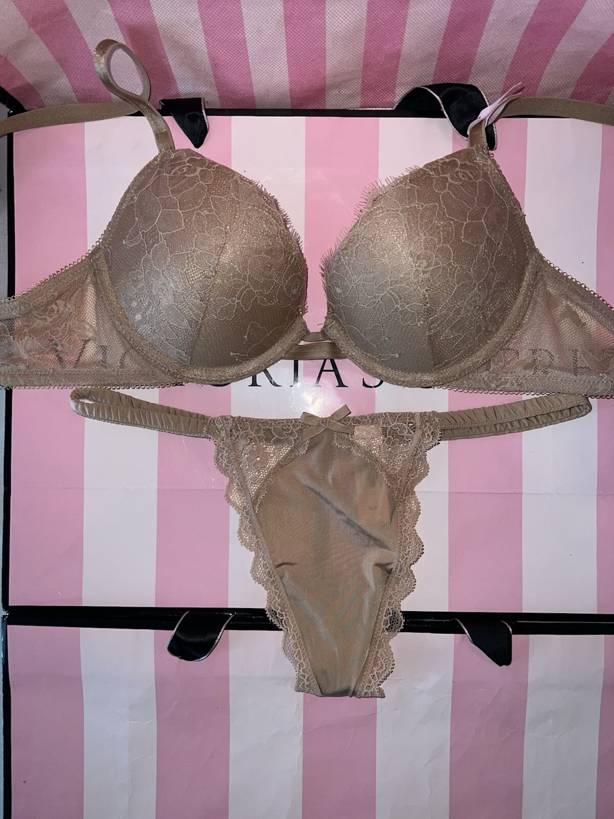 Victoria’s Secret Push-Up Bra Lace 32B Small Thong Rare Color Beige