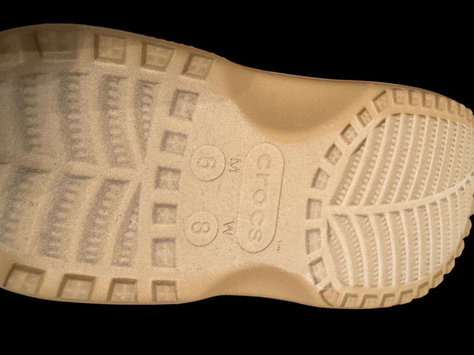 NWT New Crocs Classic Unfurgettable Tan Vegan Suede Clog Slippers Lined US M6 W8