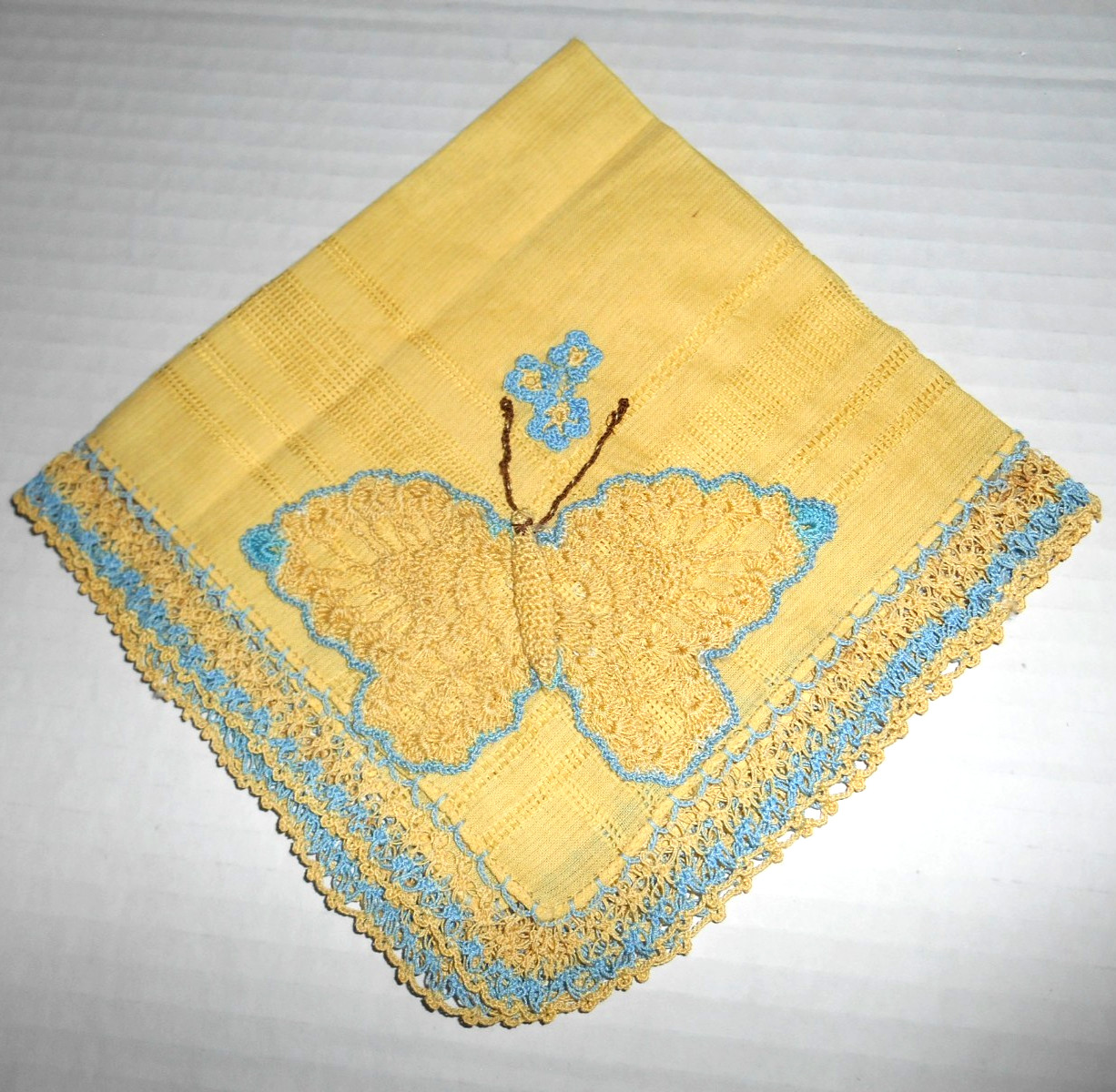 Vintage Handkerchief Hand Crocheted BUTTERFLY FORGET-ME-NOTS Tatted Edge UNUSED