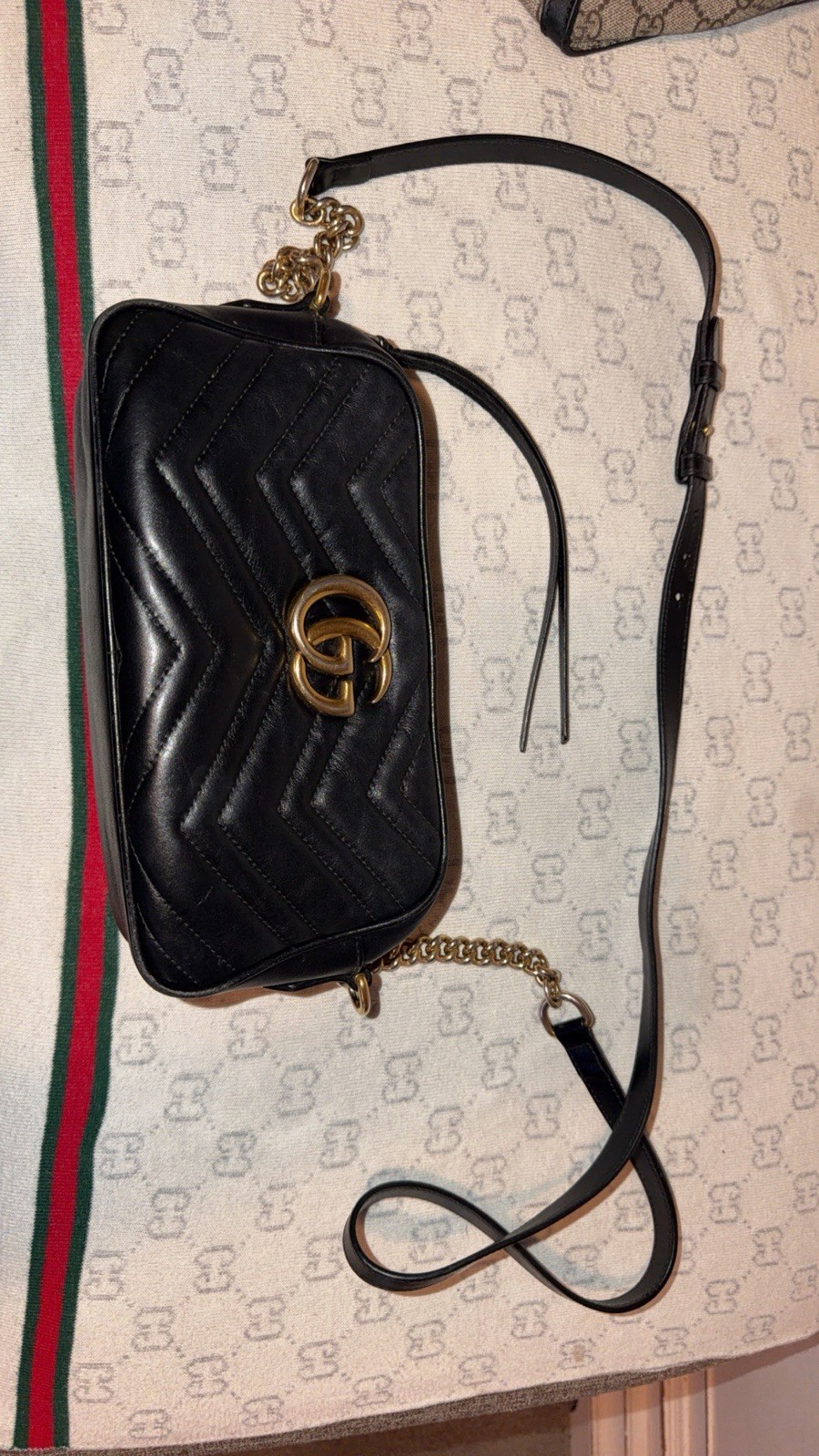 GUCCI GG Marmont Quilted Shoulder Bag Black Gold Hardware Adjustable Strap
