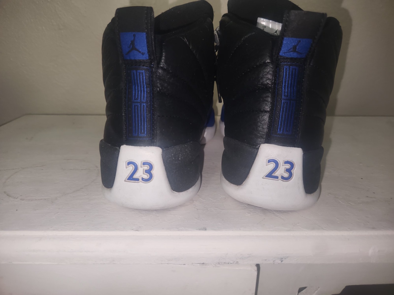 Air Jordan 12 Retro Women’s Size 6 Black/Hyper Royal AO6068 Fast Ship