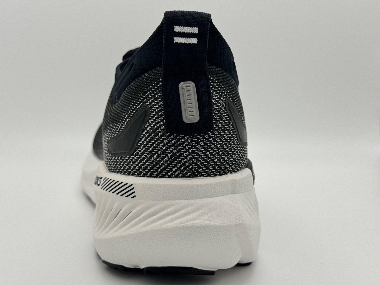Size 10W – Glycerin GTS 23 Run & Walk Men’s Sneakers Black/Grey/White