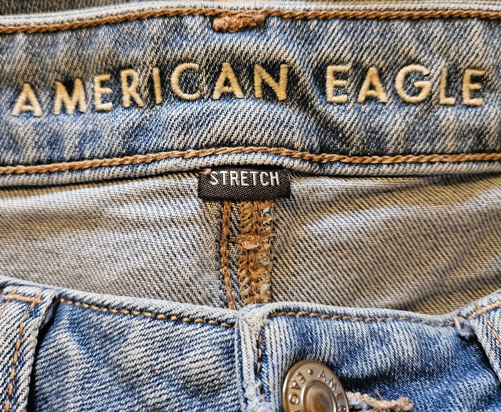 American eagles stretch jeans for women size 2 (NEW)