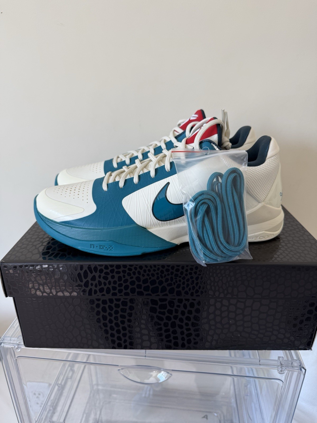 Nike Kobe 5 Protro Caitlin Clark “Coconut Milk” IZ1852-100 Mens Size 11