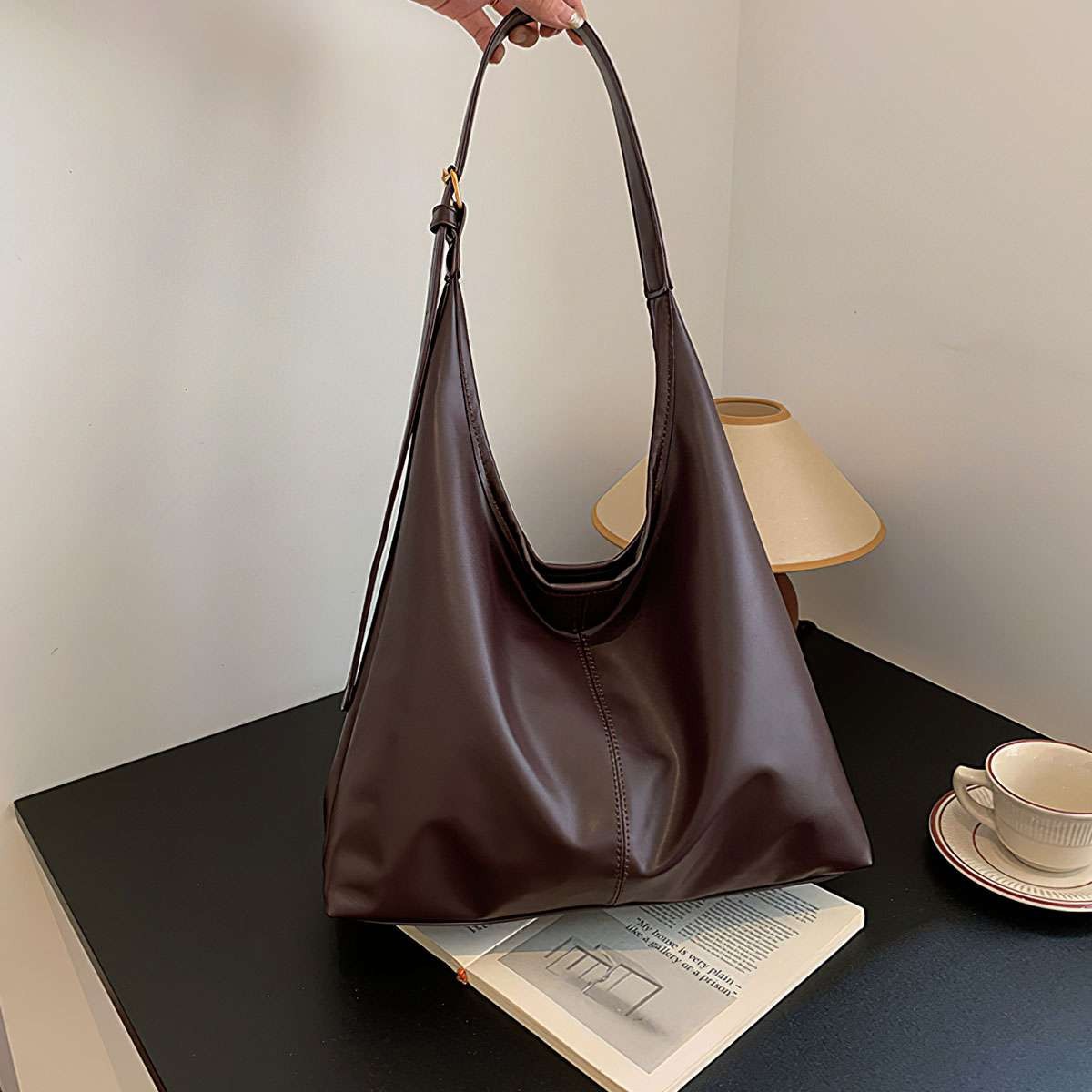 Soft PU Slouchy Bag Adjustable Strap Large Daily Shoulder Purse For Women