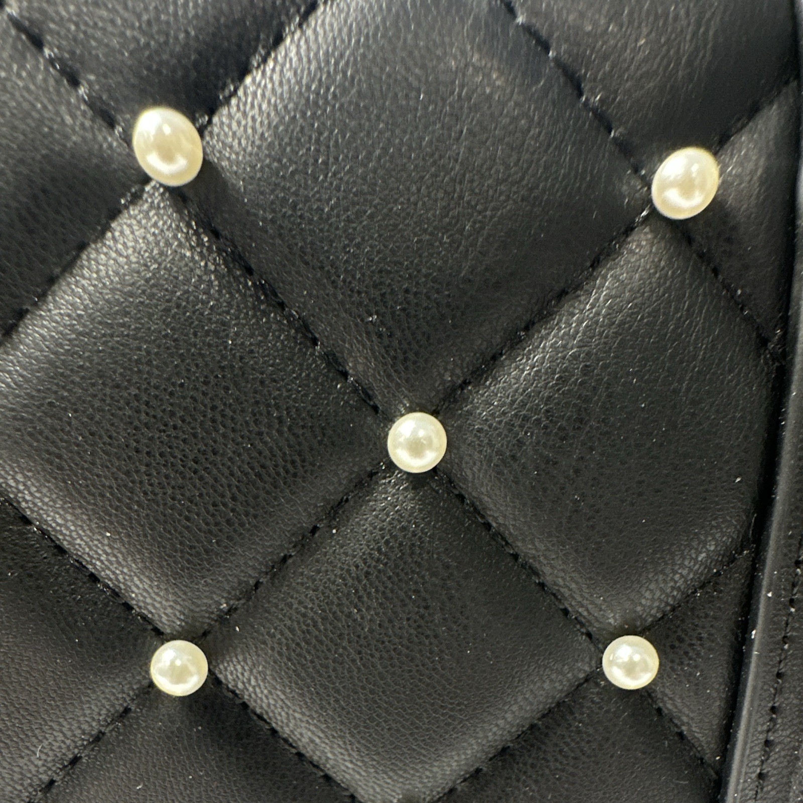 Badgley Mischka Black Quilted Pearl Accent Crossbody Bag, Chain Strap Turn Lock