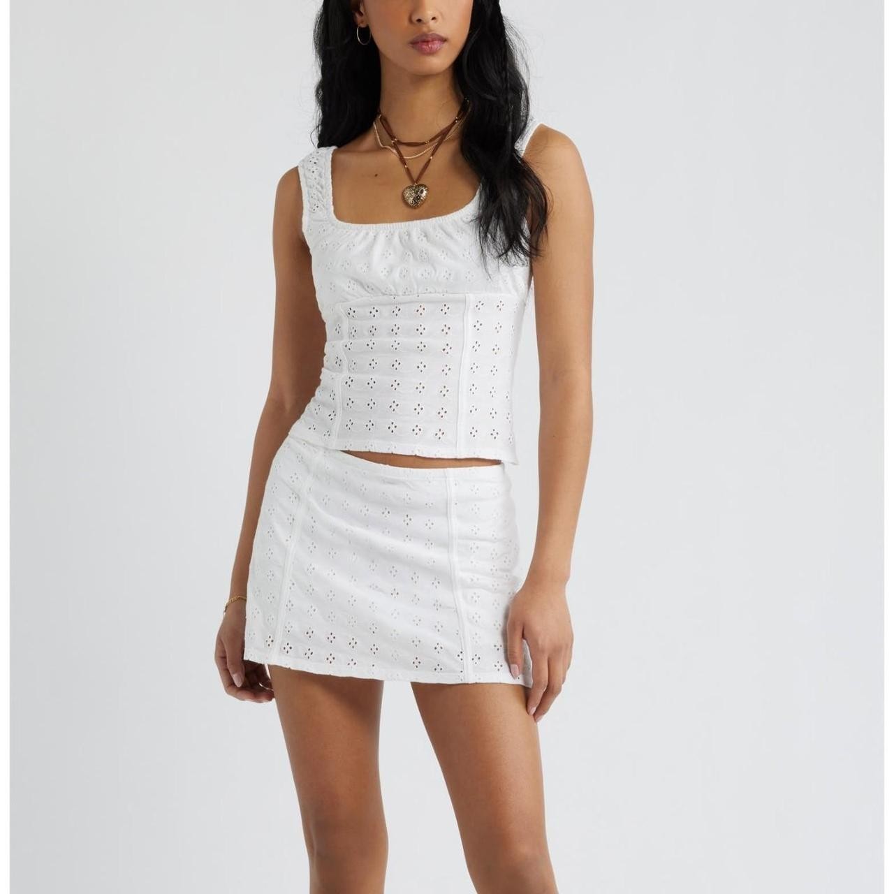 Women’s White Cotton Woven Eyelet Square Neck Sleeveless Wide Strap Tank