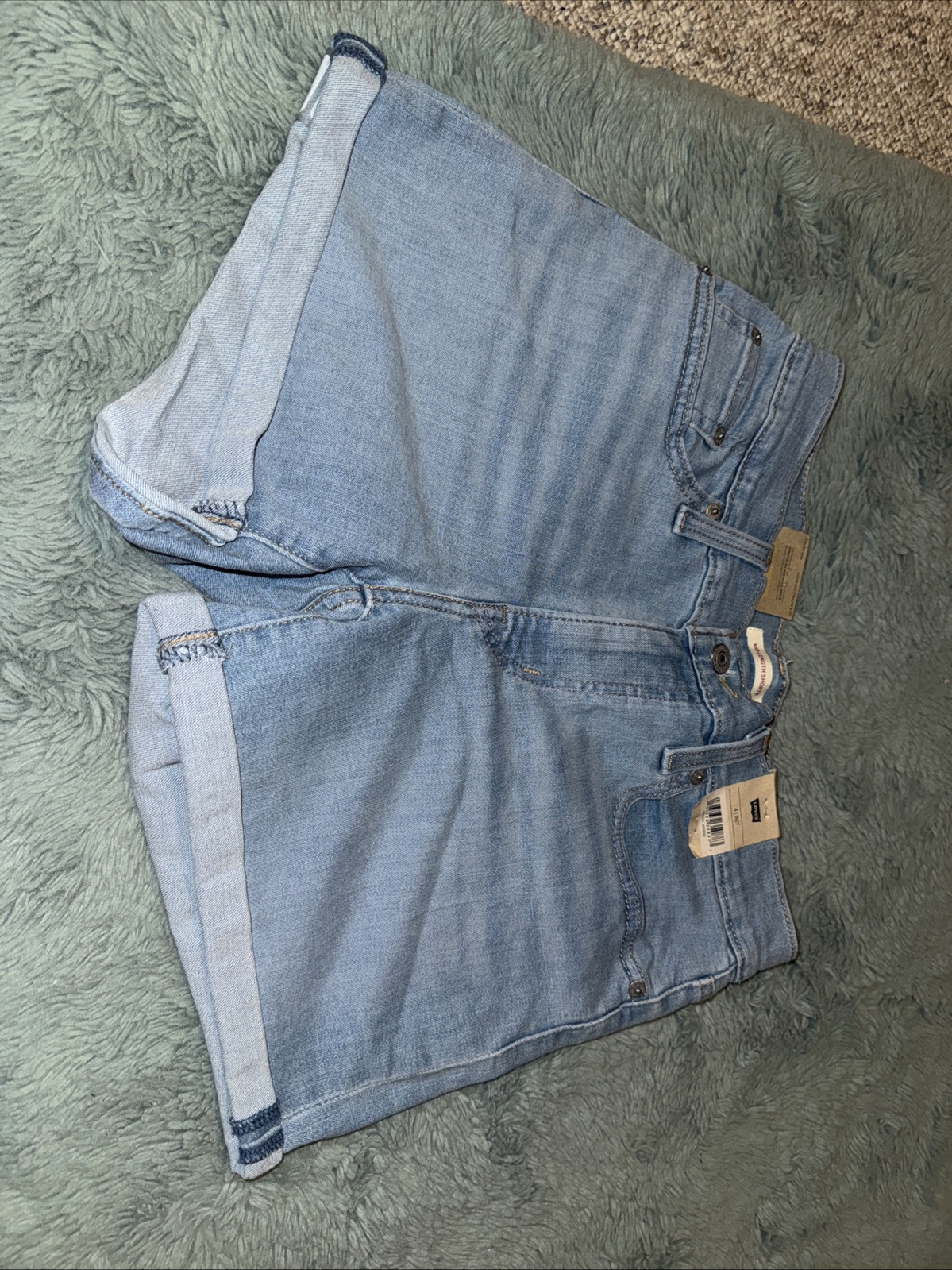 Levi’s Women’s Mild Length Slim Trough Hip Short Blue Denim 4 27W New 299650054