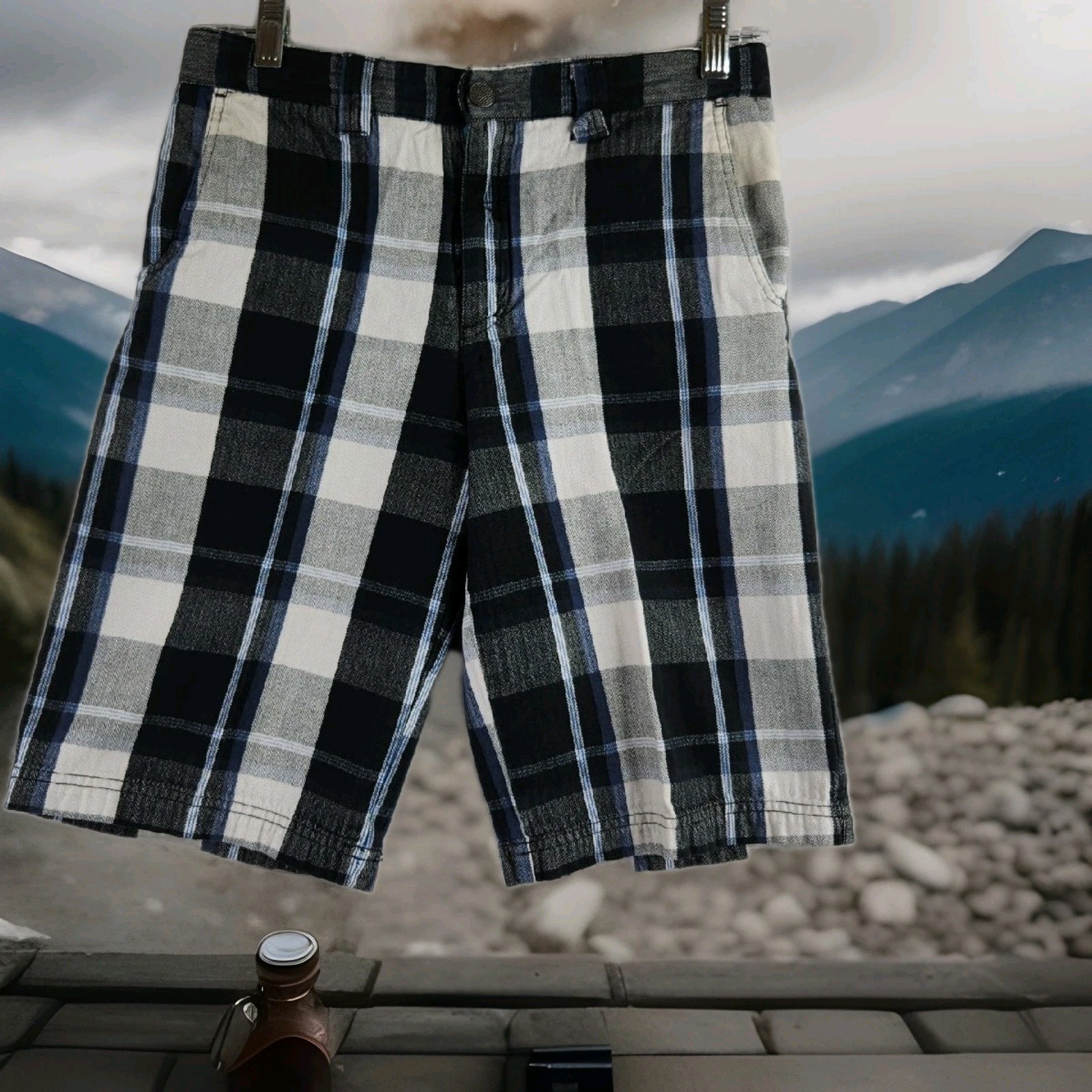 Shaun White Black Gray Plaid Lightweight Shorts Womens 14