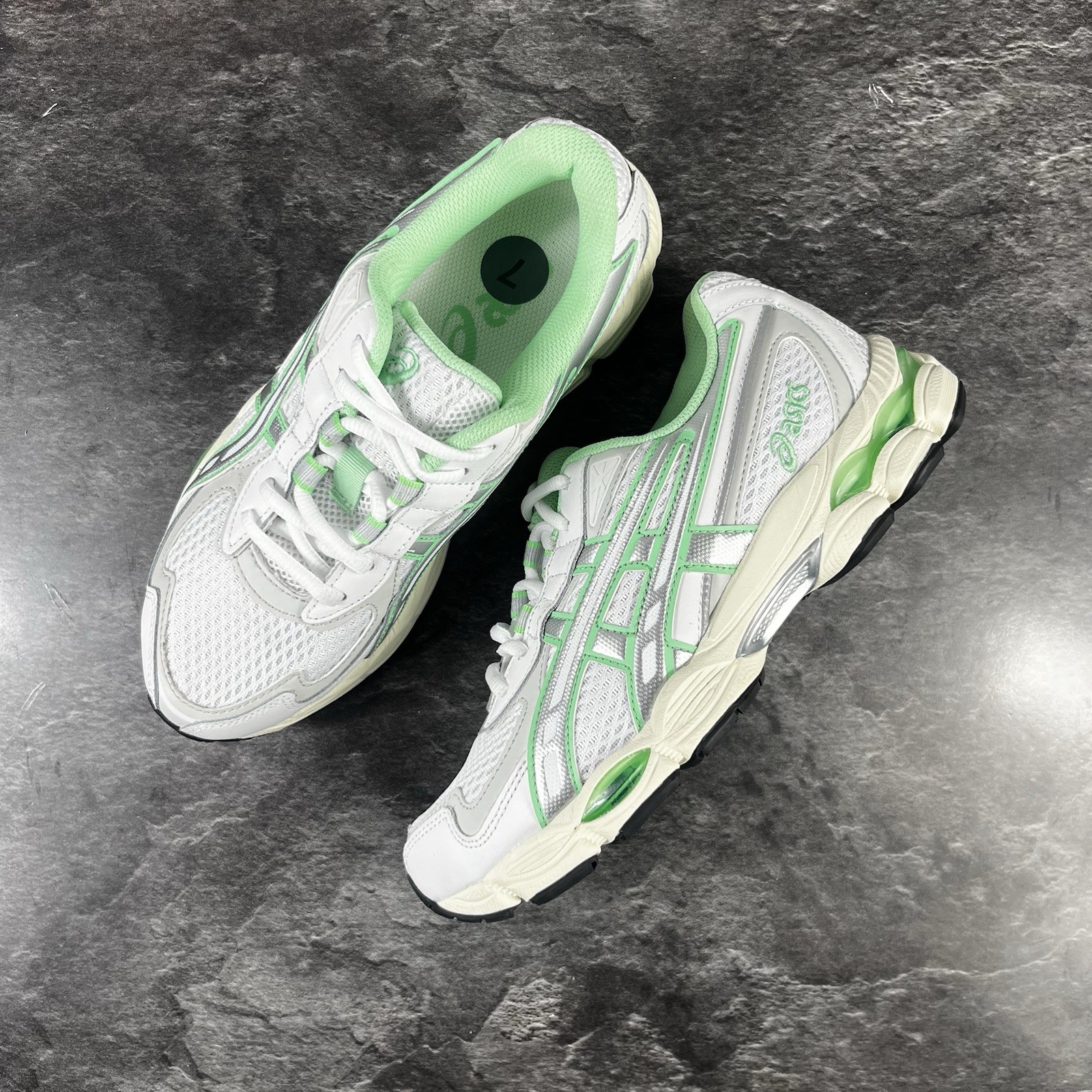 ASICS Gel-NYC 2055 “White Menthol”1203A542-105 Size 5.5M = 7 womens