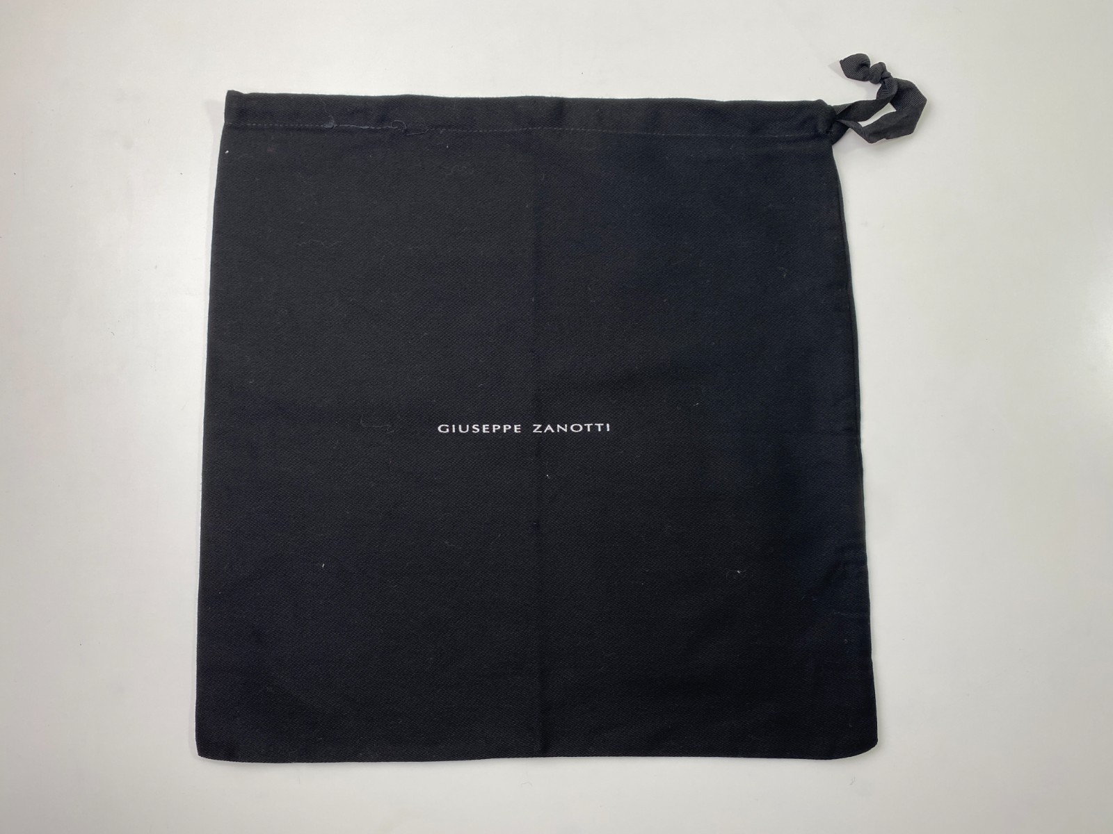 Authentic GIUSEPPE ZANOTTI black dust bags: 15″x 15″ — 12″x 16″