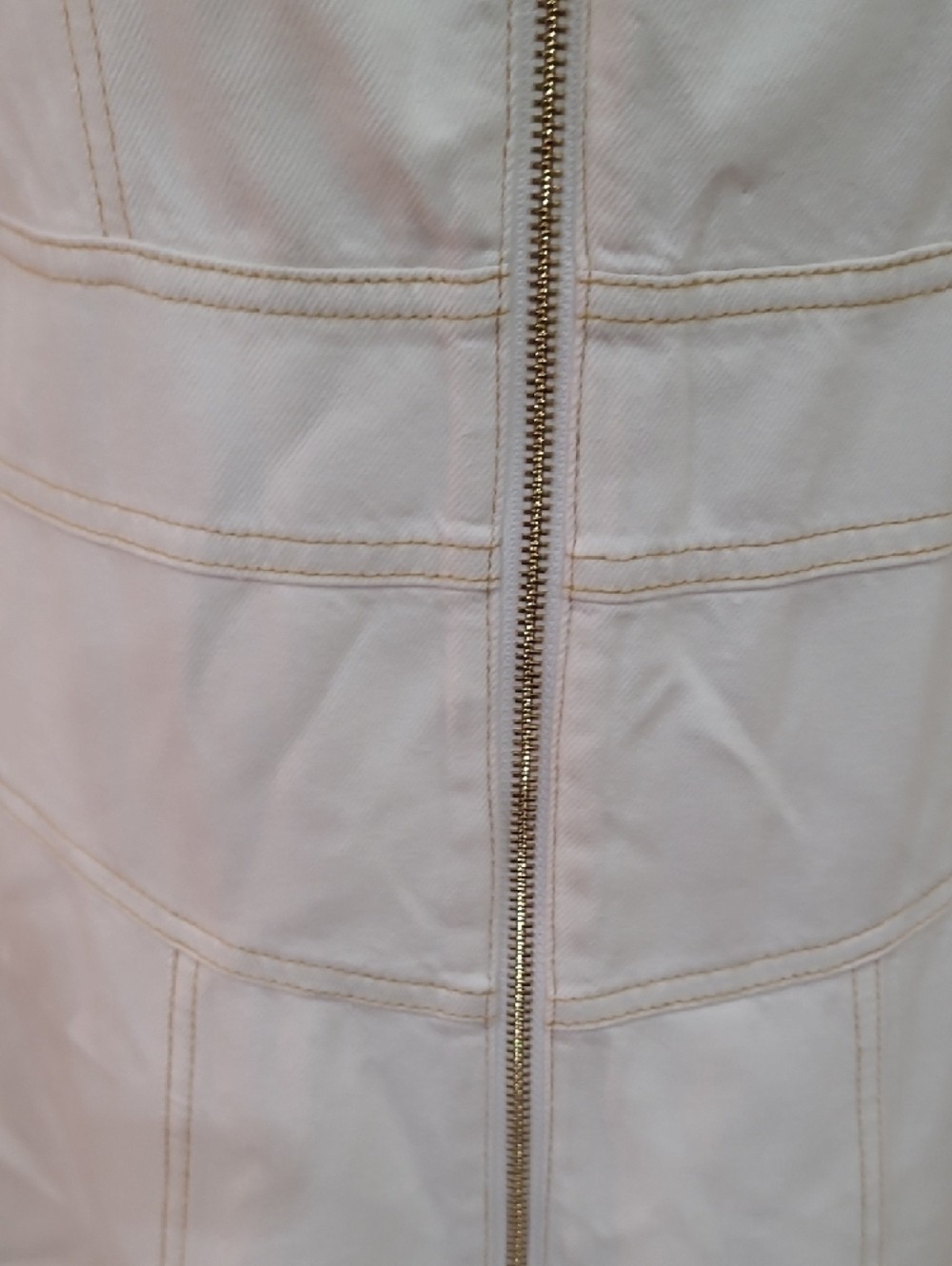 I.N.C. International Concepts White A-Line Denim Skirt with Front Zip – Size S