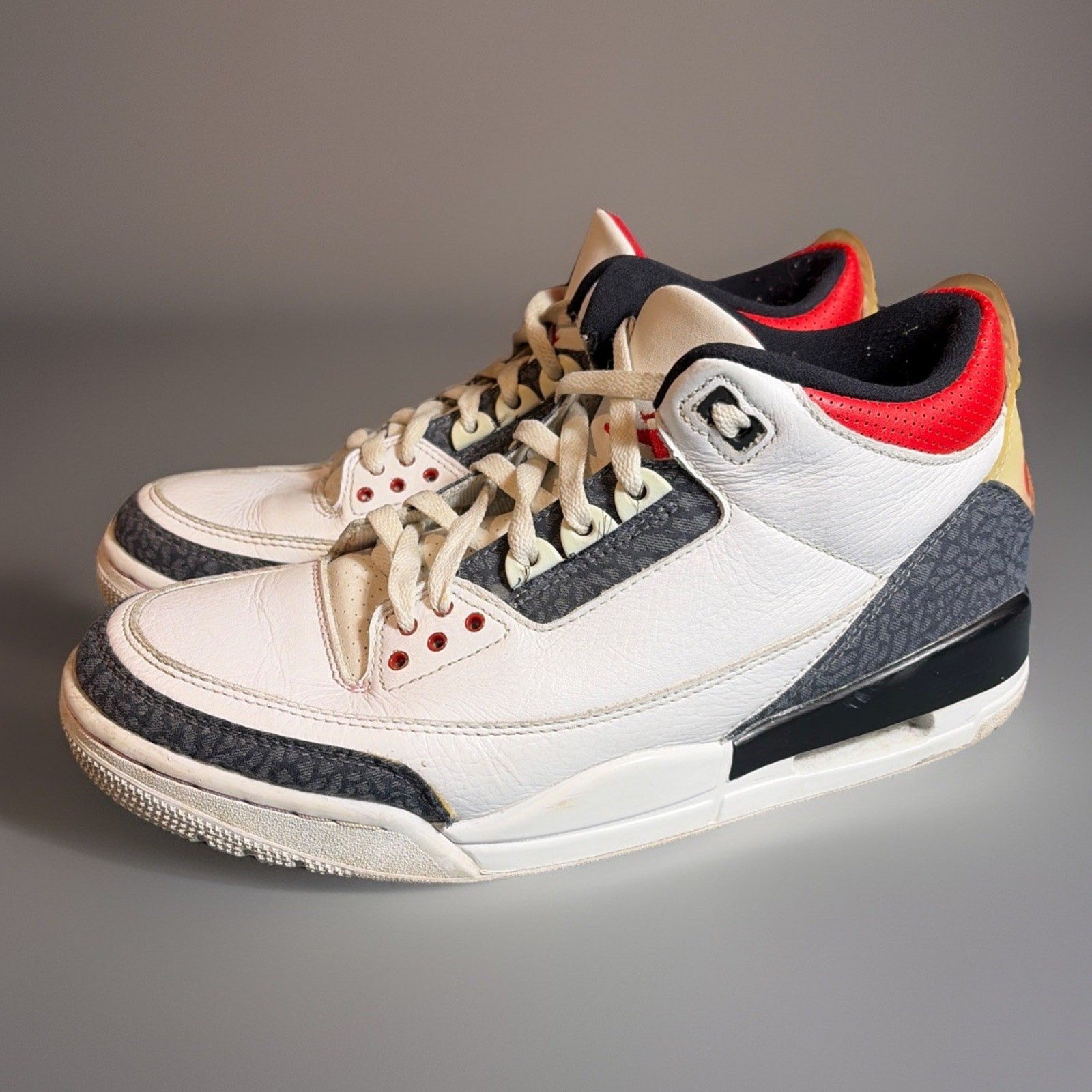 Air Jordan 3 Retro SE Fire Red Denim Mens Size 10.5 Rare Guc