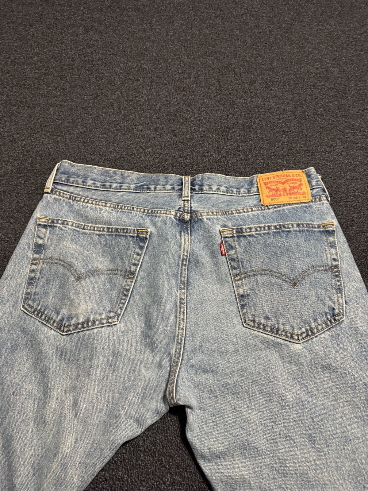 Levi’s® 505® Men’s Regular Fit Jeans Light-Stonewash, 36×32