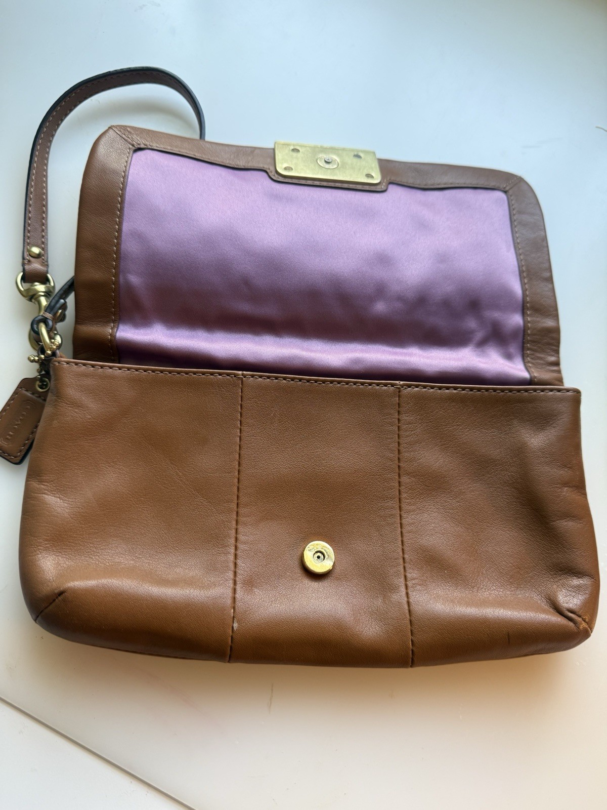 Coach Brown Wristlet Clutch Turn Lock & Zip Gold Hardware Purple Lined Pockets