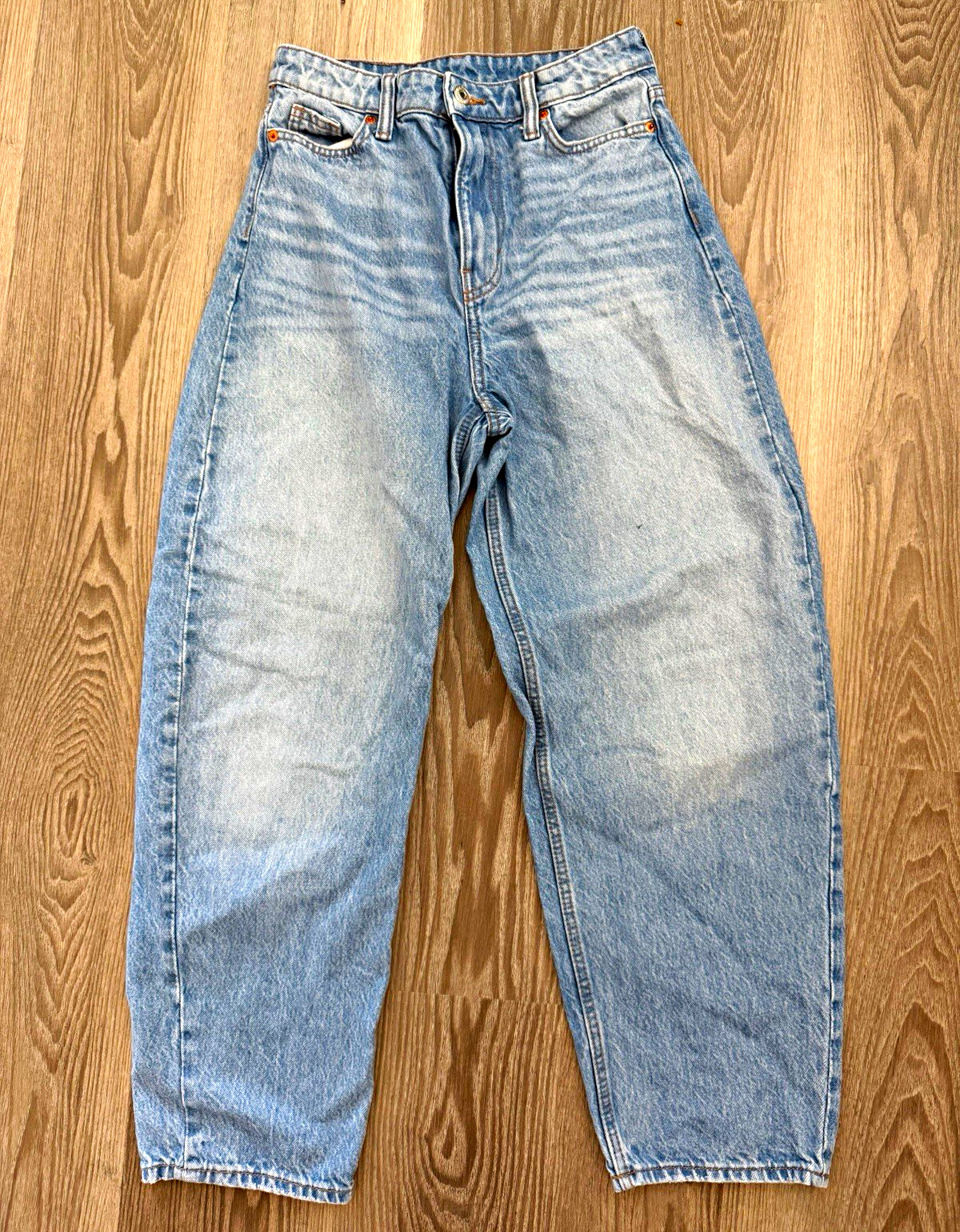 &DENIM Women’s Loose Fit High Rise Light Wash Blue Barrel Denim Jeans Pockets 34