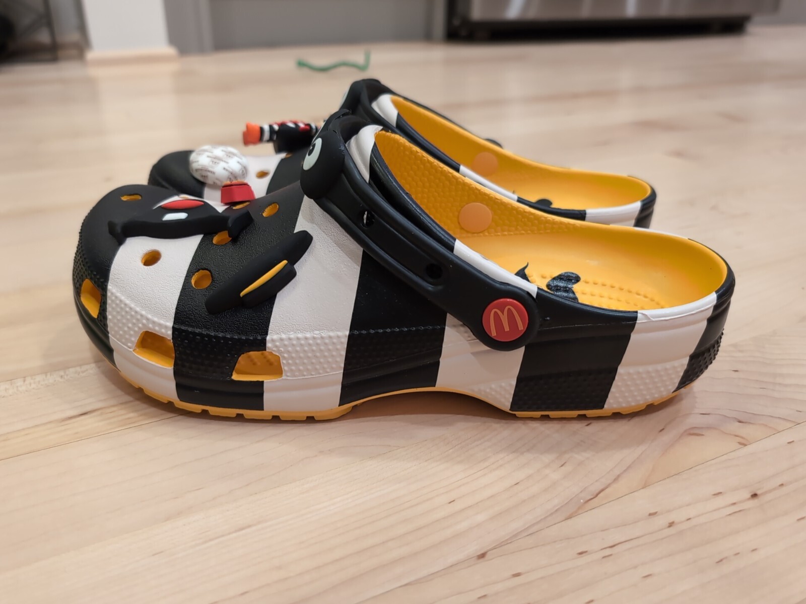 LIMITED EDITION McDonald’s Hamburglar × Crocs Classic Clog Size 9 M/11 W