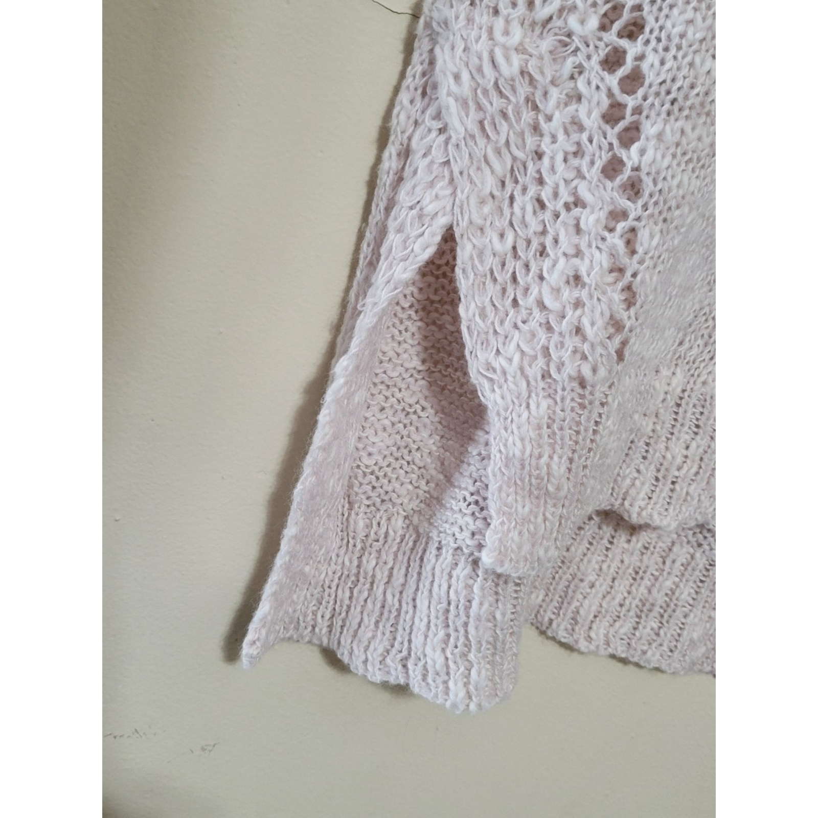 Mudd Womens Sweater Size Medium Pale Pink Pullover V Neck Cut Outs Open Knit NWT
