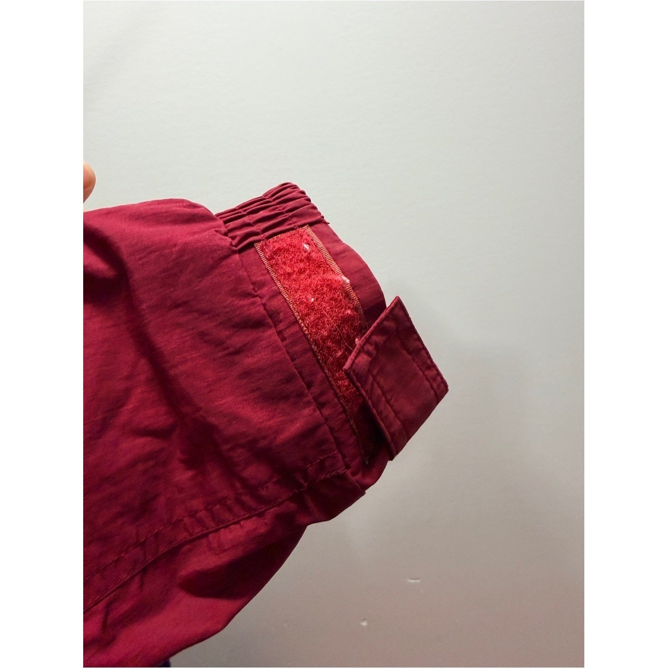 Wilson Y2K Maroon/Red Hooded Jacket with Packable Hood SZ XL