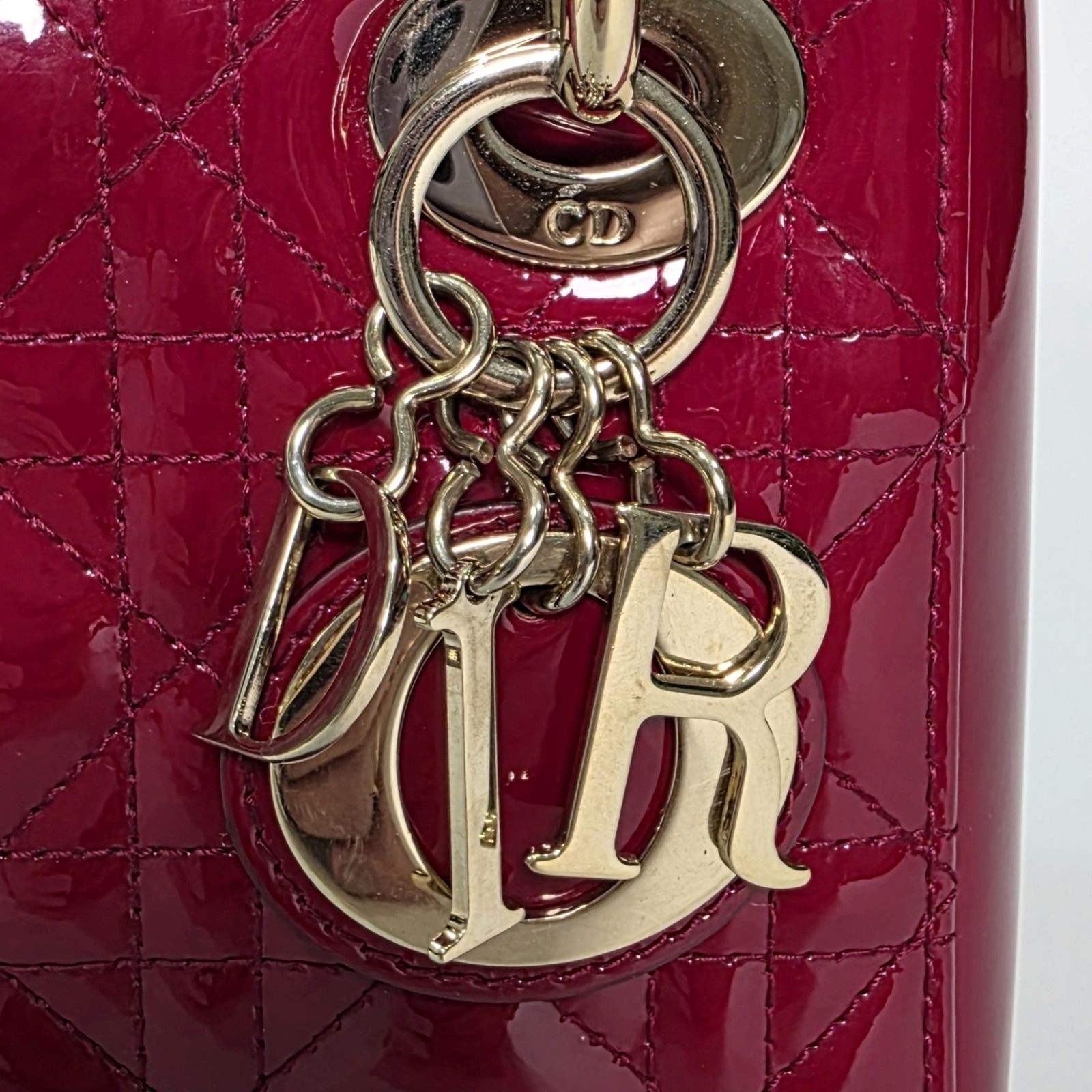 Dior Lady Mini Patent Red GHW Bag 17x15x5cm Serial Number: 28-MA-0178