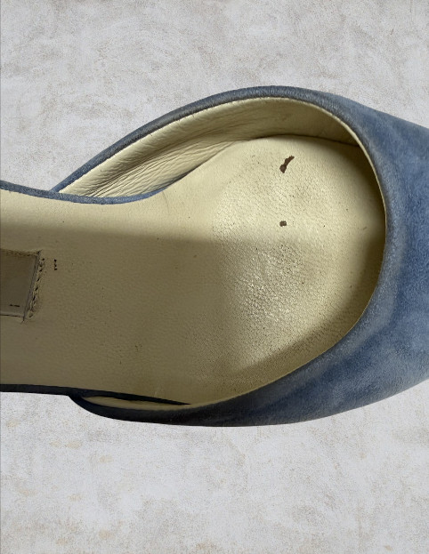 BARNEY’S NEW YORK — Blue Suede Mule Slides, Elegant Pointed Toe, Kitten Heels