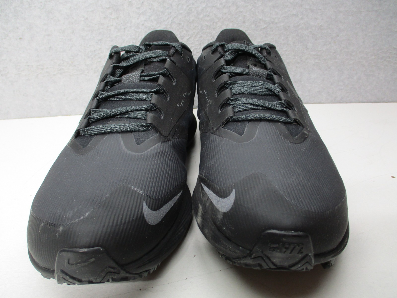 Nike Air Zoom Pegasus 39 Shield Mens Sz 11.5 Black Athletic Shoes DO7625 001
