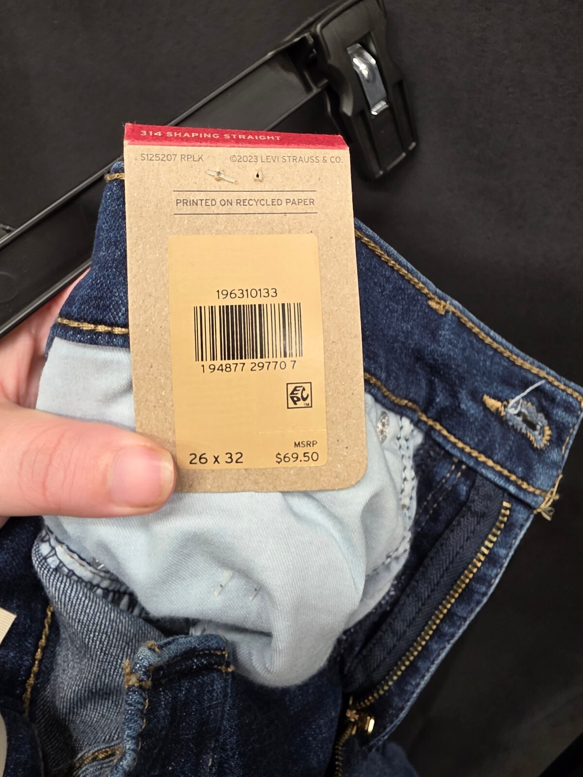 Levi’s Women’s 314 Shaping Straight Jeans 26X32