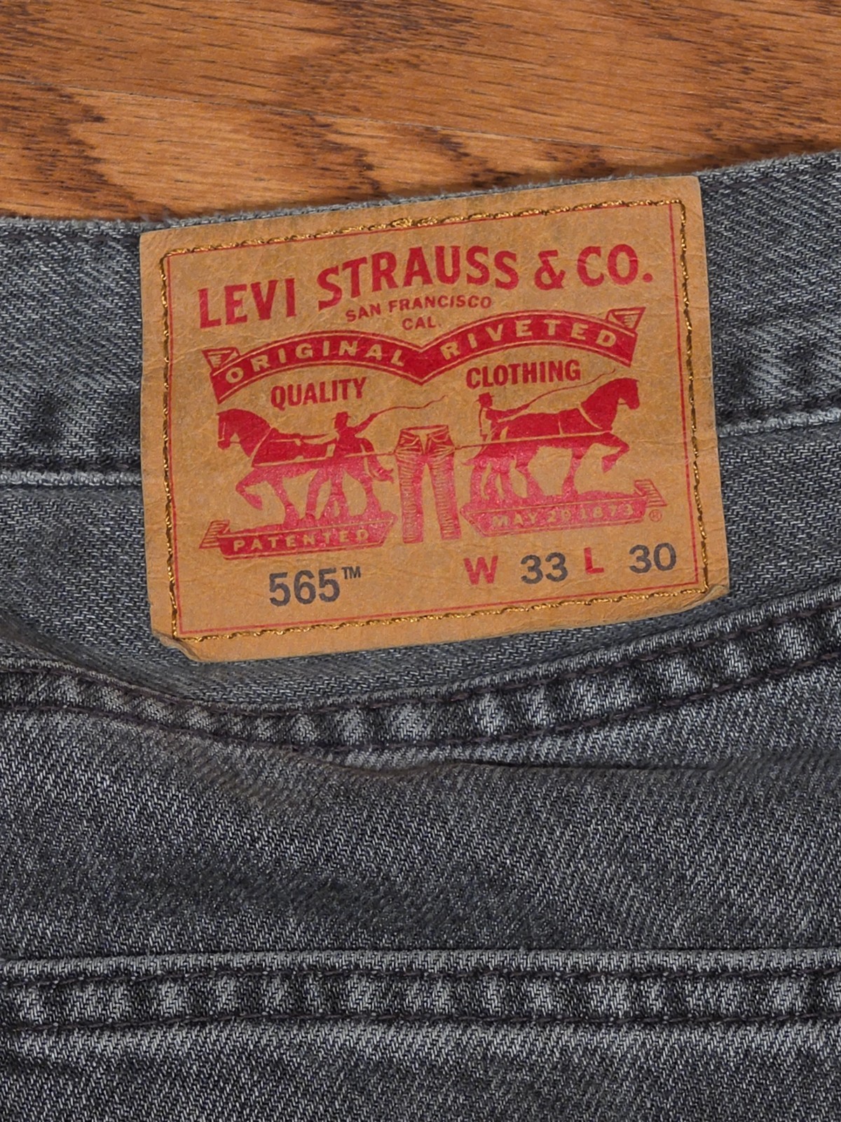 Levi’s 565 Men’s Jeans Denim, Lite Black 33×30 Loose Fit, Straight Baggy,