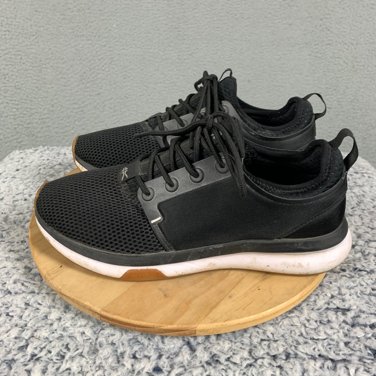 Kuru Atom Sneakers Women’s 8 Black/White/Gum Mesh Athletic Running Walking Shoes