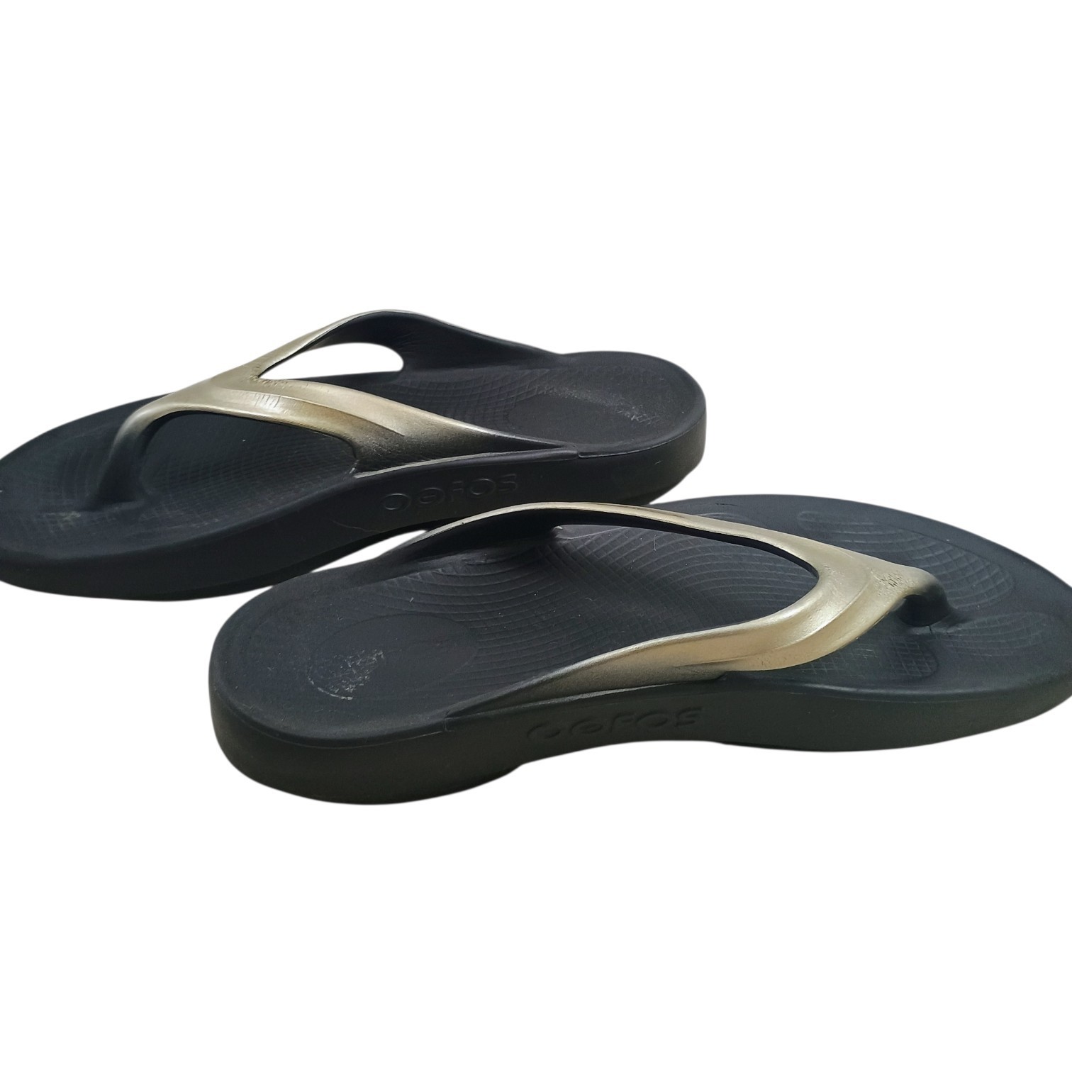 OOFOS Oolala Recovery Thong Sandals Latte Black Women’s Size 8 EU 39