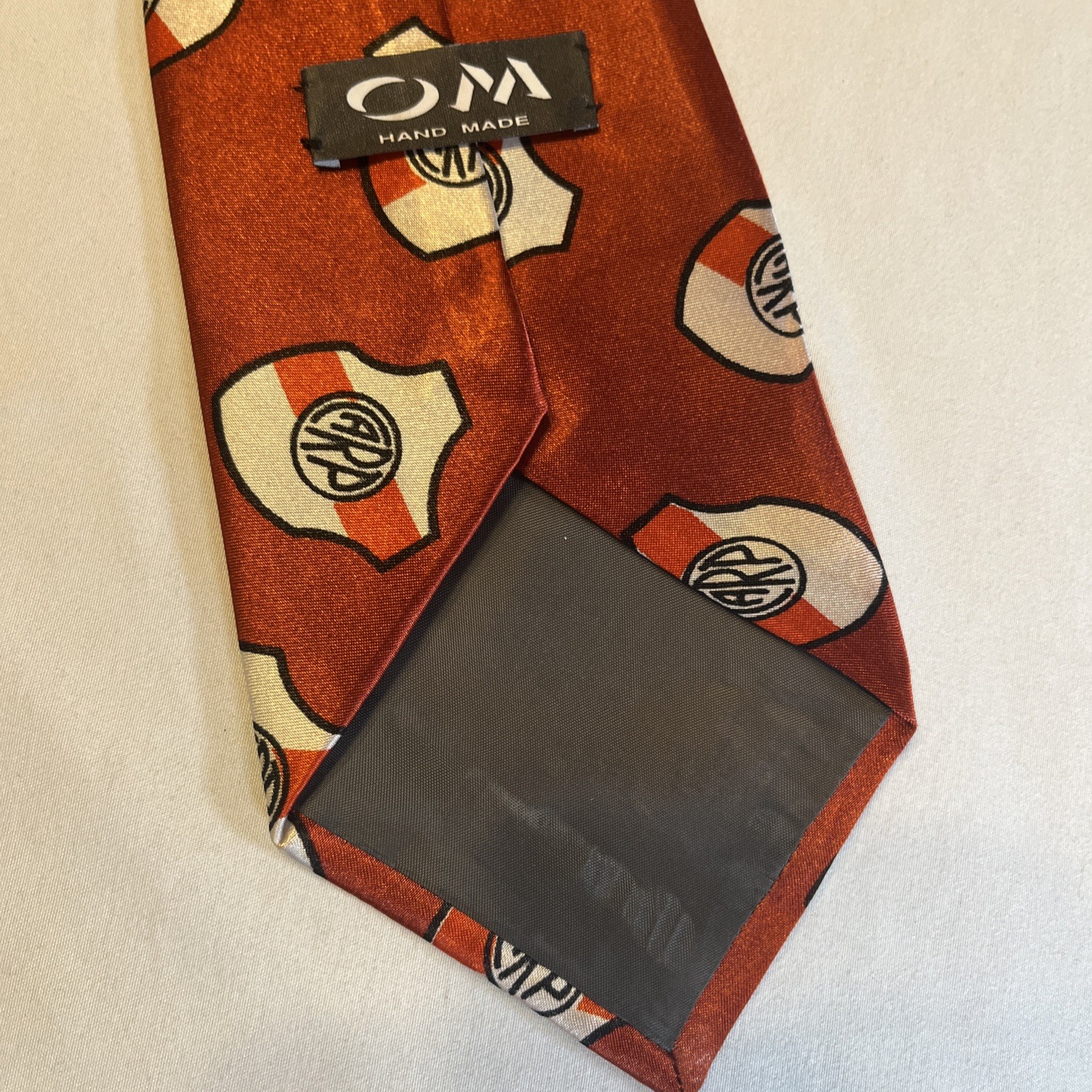 Necktie Argentina River Plate Futbol Soccer Hand Made Tie 56 x 3.5 Inches