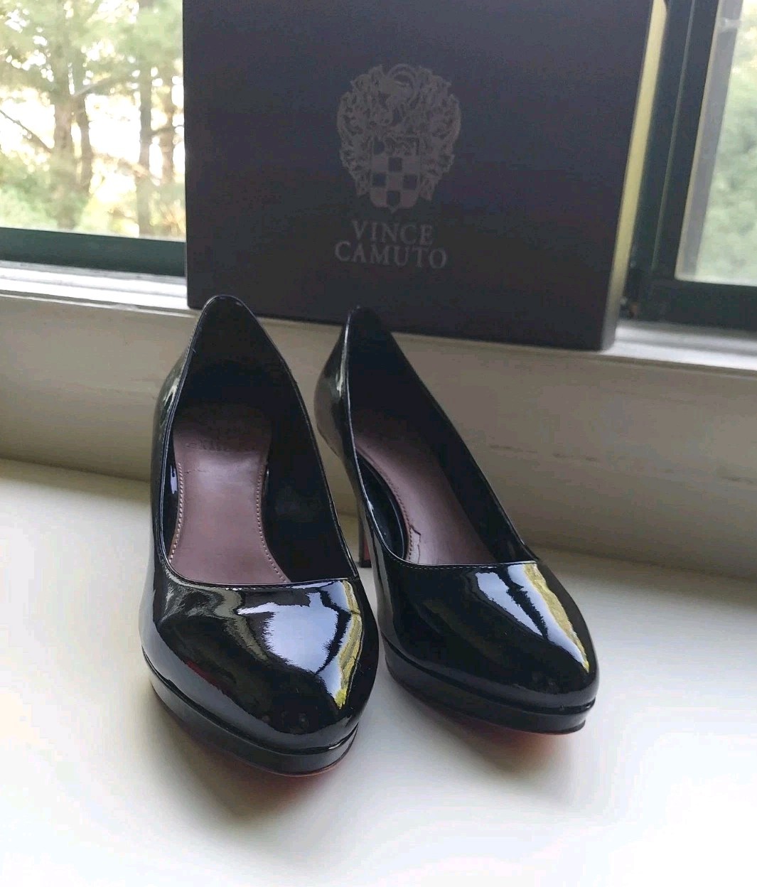 Vince Camuto VC-Desti Size 10 Womens Black Patent Leather Shoes Heels Pumps