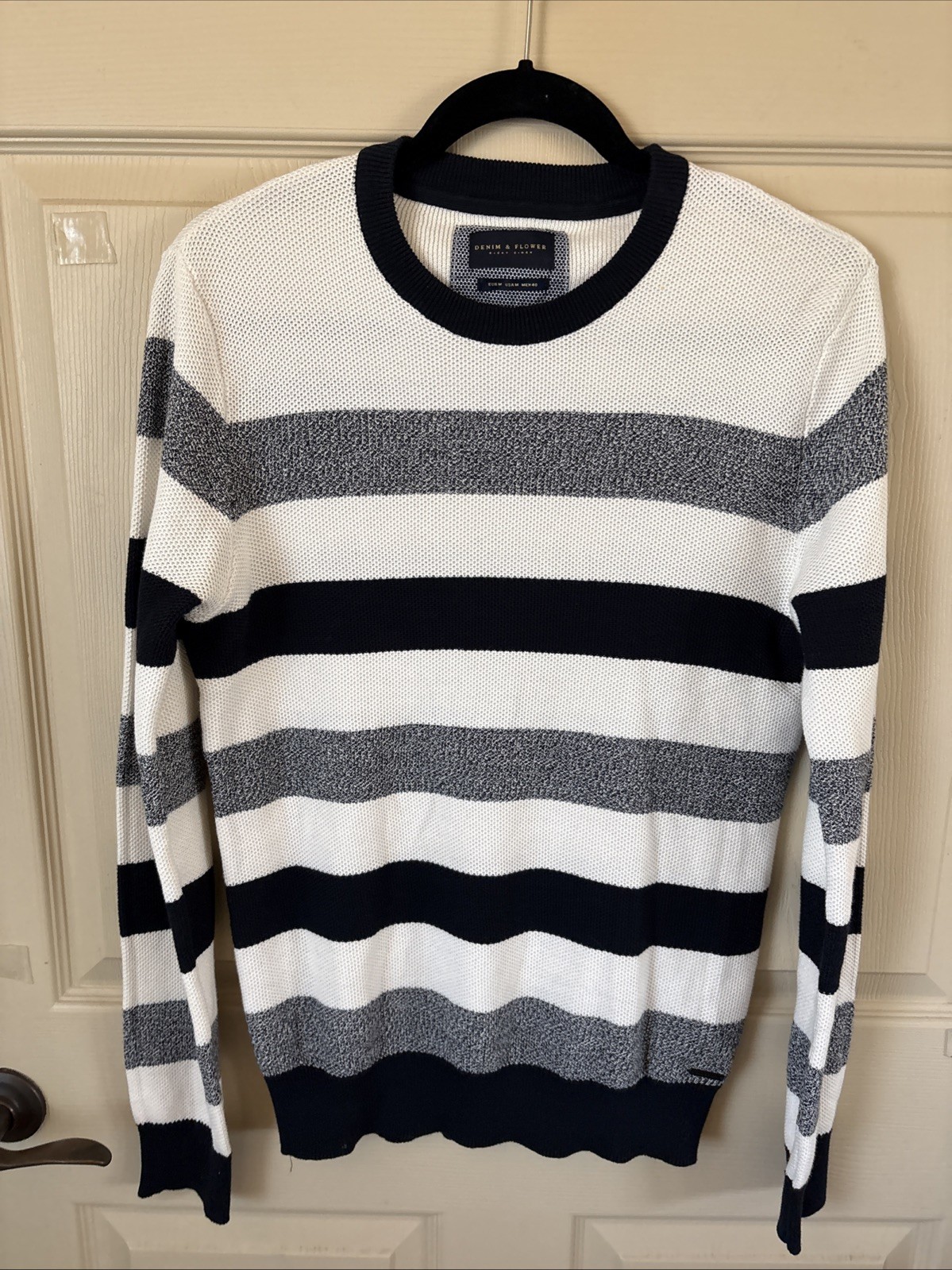 Denim & Flower Ricky Singh Sweater Mens Sz Medium Pullover Long Sleeve EUC #1209