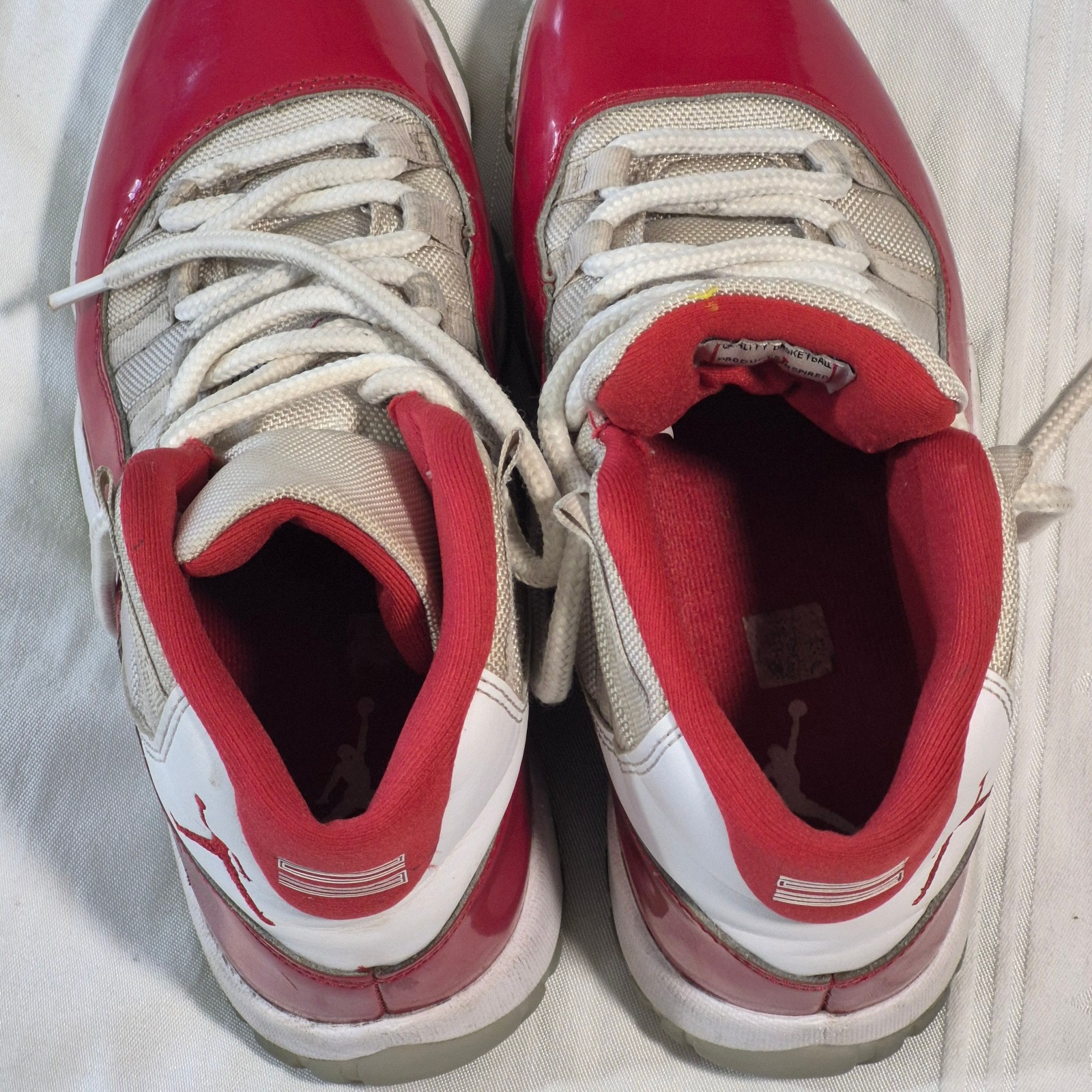 Jordan 11 Retro High Cherry 7.5 Sneakers