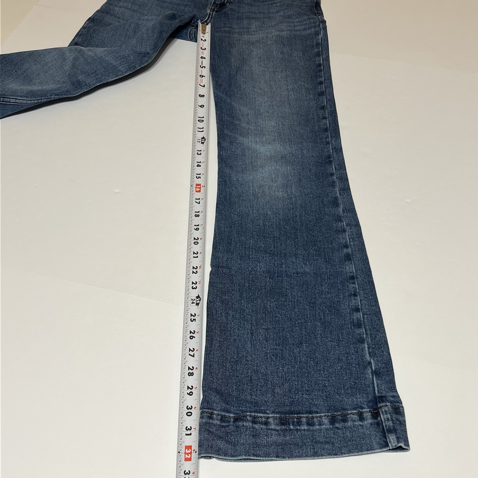 Wrangler Retro Mid Rise Trouser Jean Women’s Tag 28×34 (28×32) Blue Western