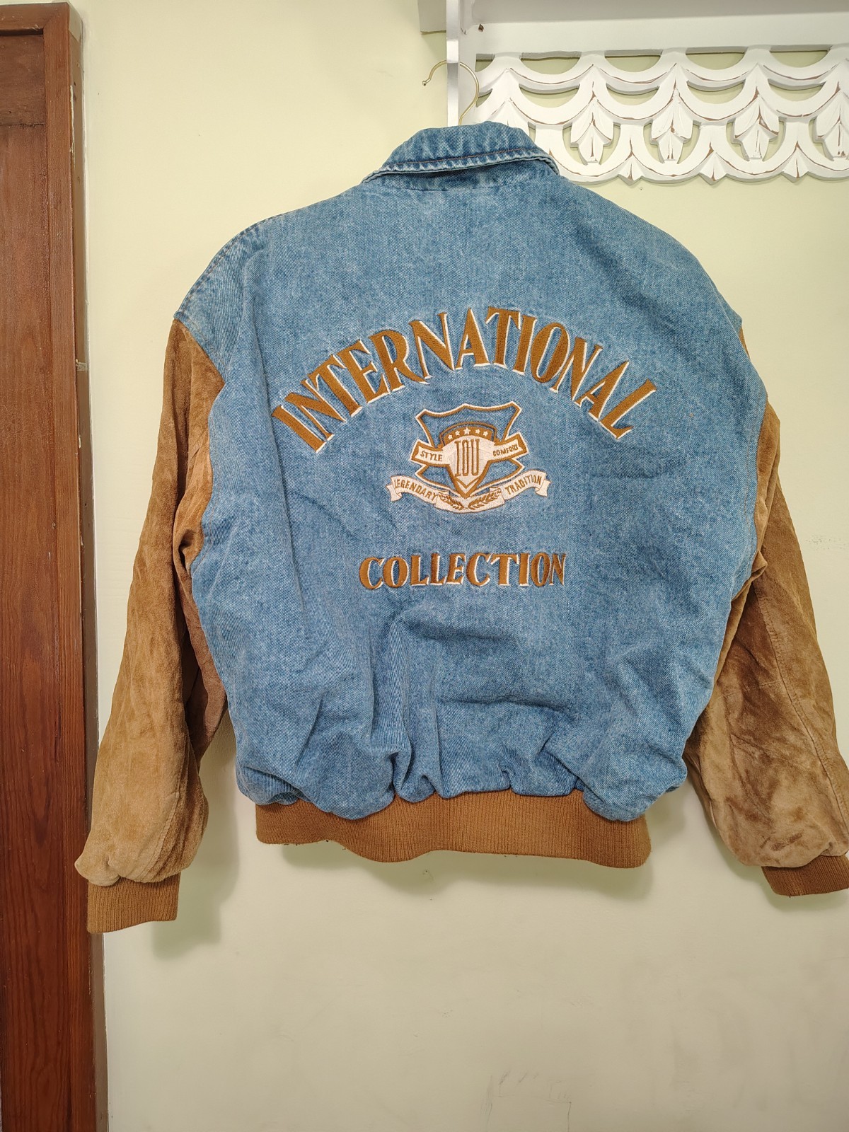 IOU Legendary Denim International Collection Vintage Jean Jacket Leather Trim Sm
