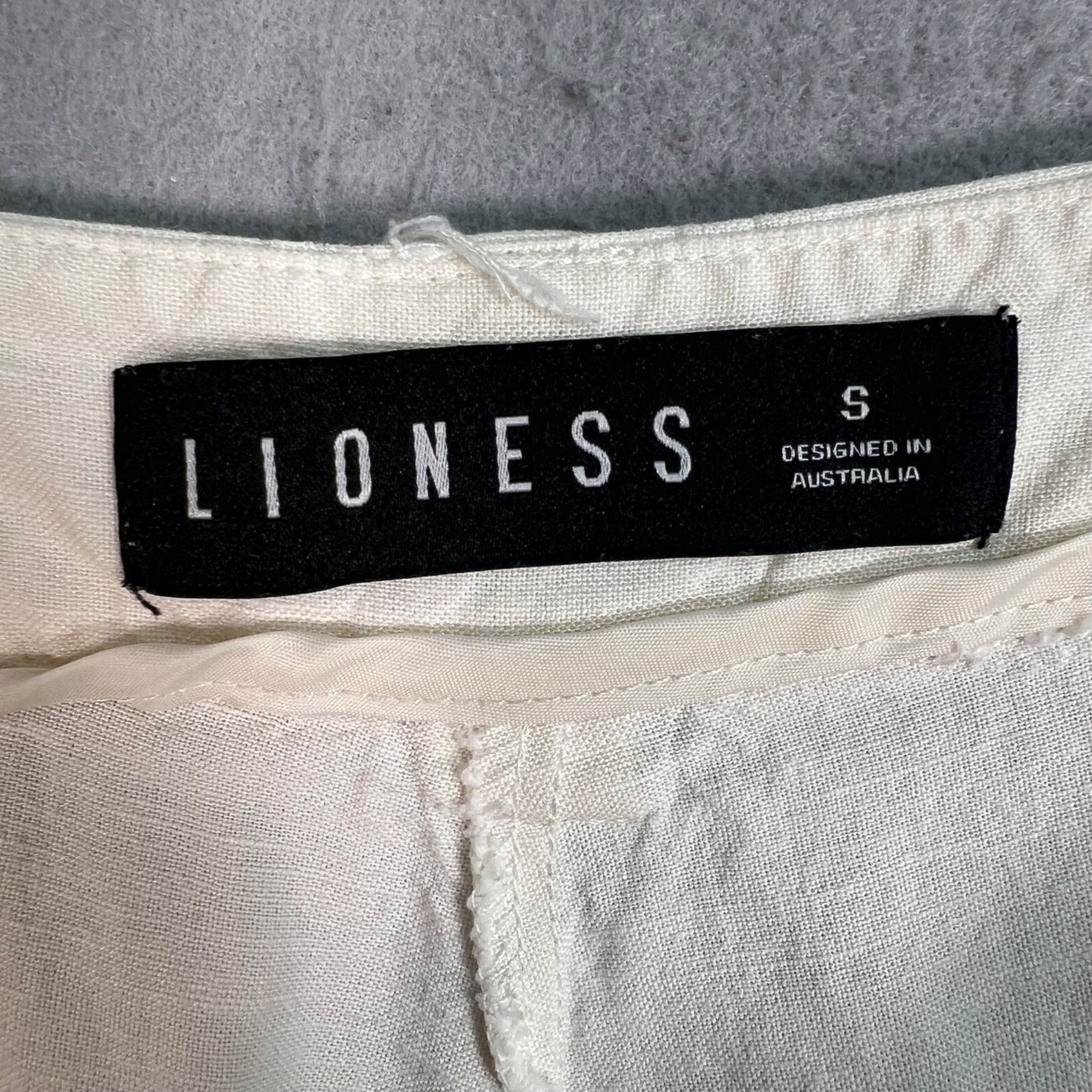 Lioness Womens Size Small Off-White High-Waisted Pleated Trousers Pants