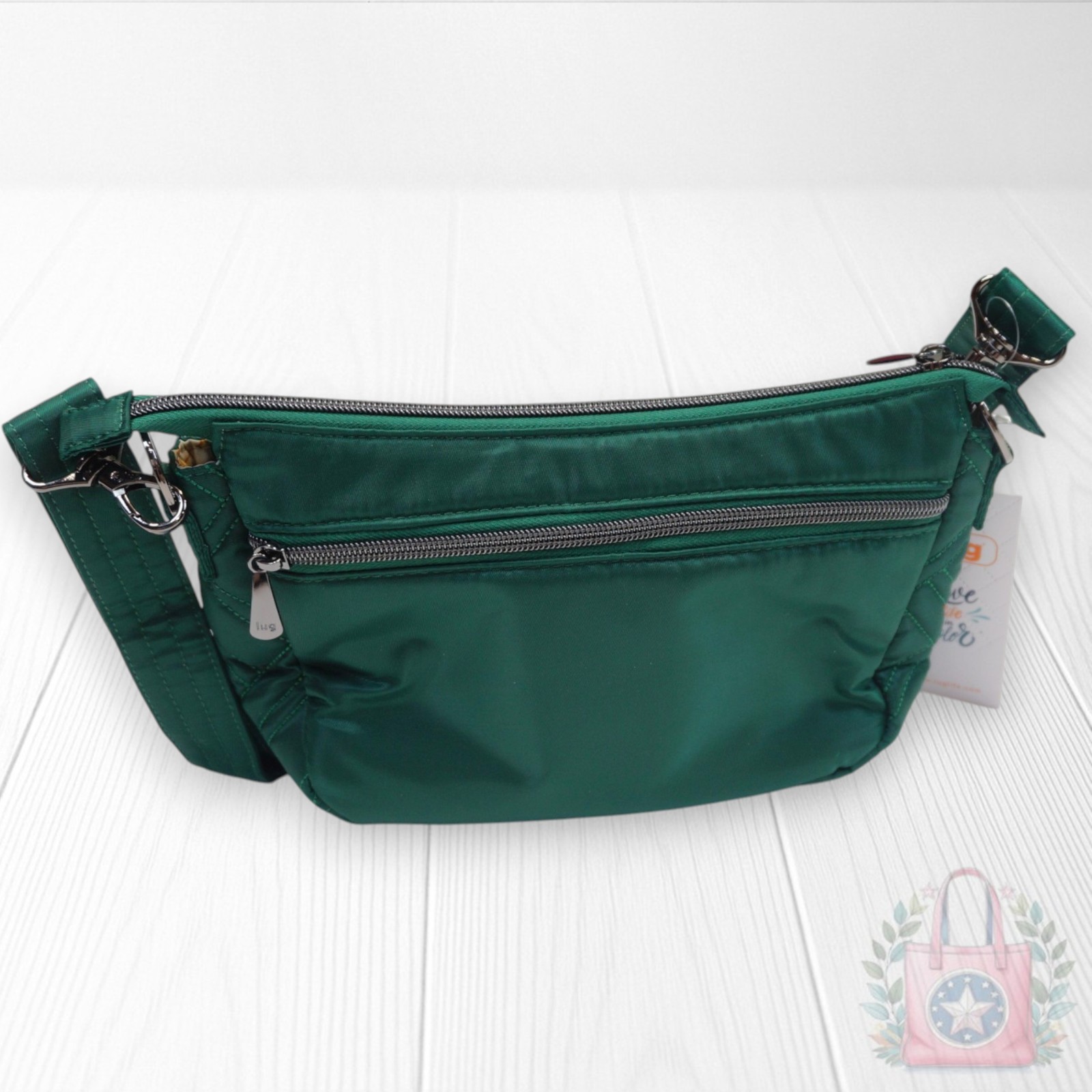 NEW ❤️ Lug Dash Wickedly Emerald Green Crossbody RFID Daisy Interior
