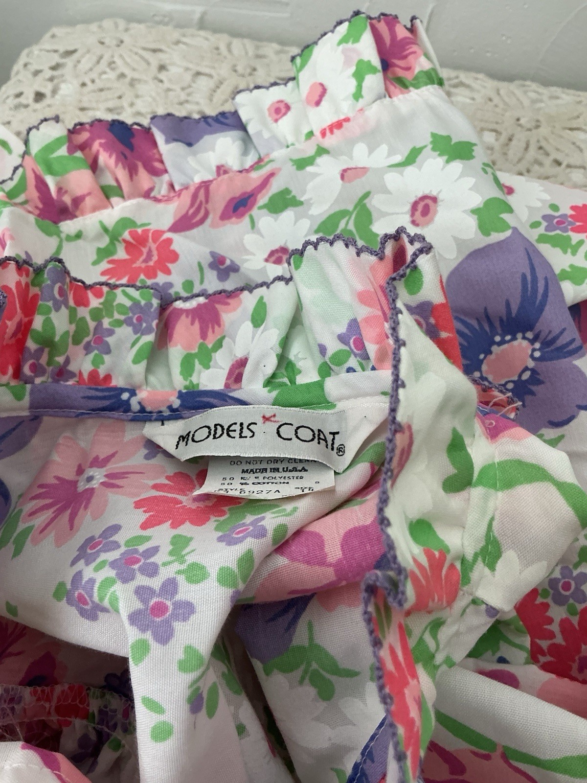 Models Coat VTG Robe Floral Ruffled Snaps Size 14 USA Never Used Authentic NWOT